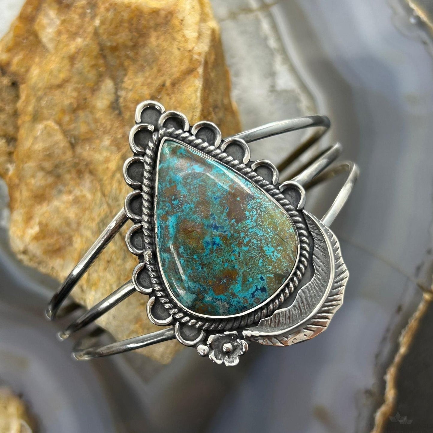 Sterling Silver Southwestern Style Large Teardrop Shattuckite Bracelet For Women #2