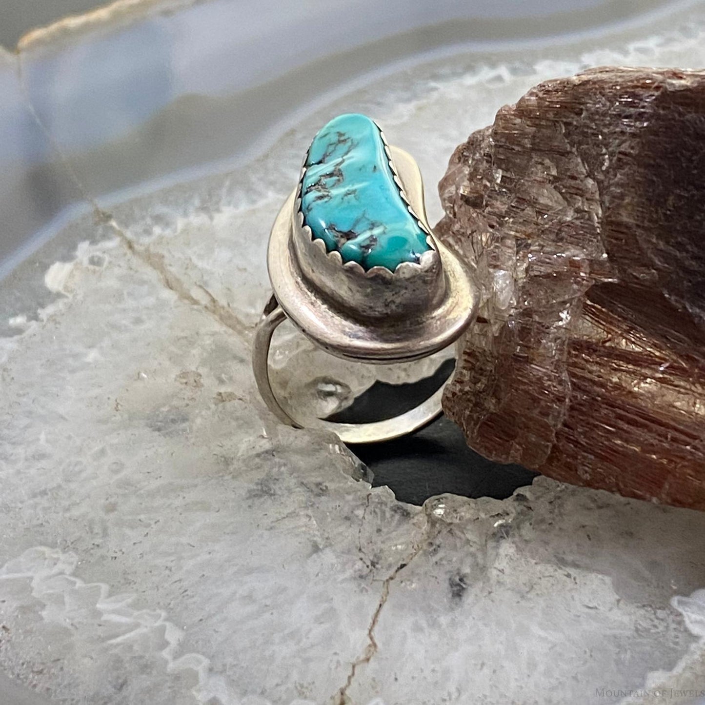 Vintage Native American Silver Kidney-Shape Turquoise Ring Size 6.75 For Women