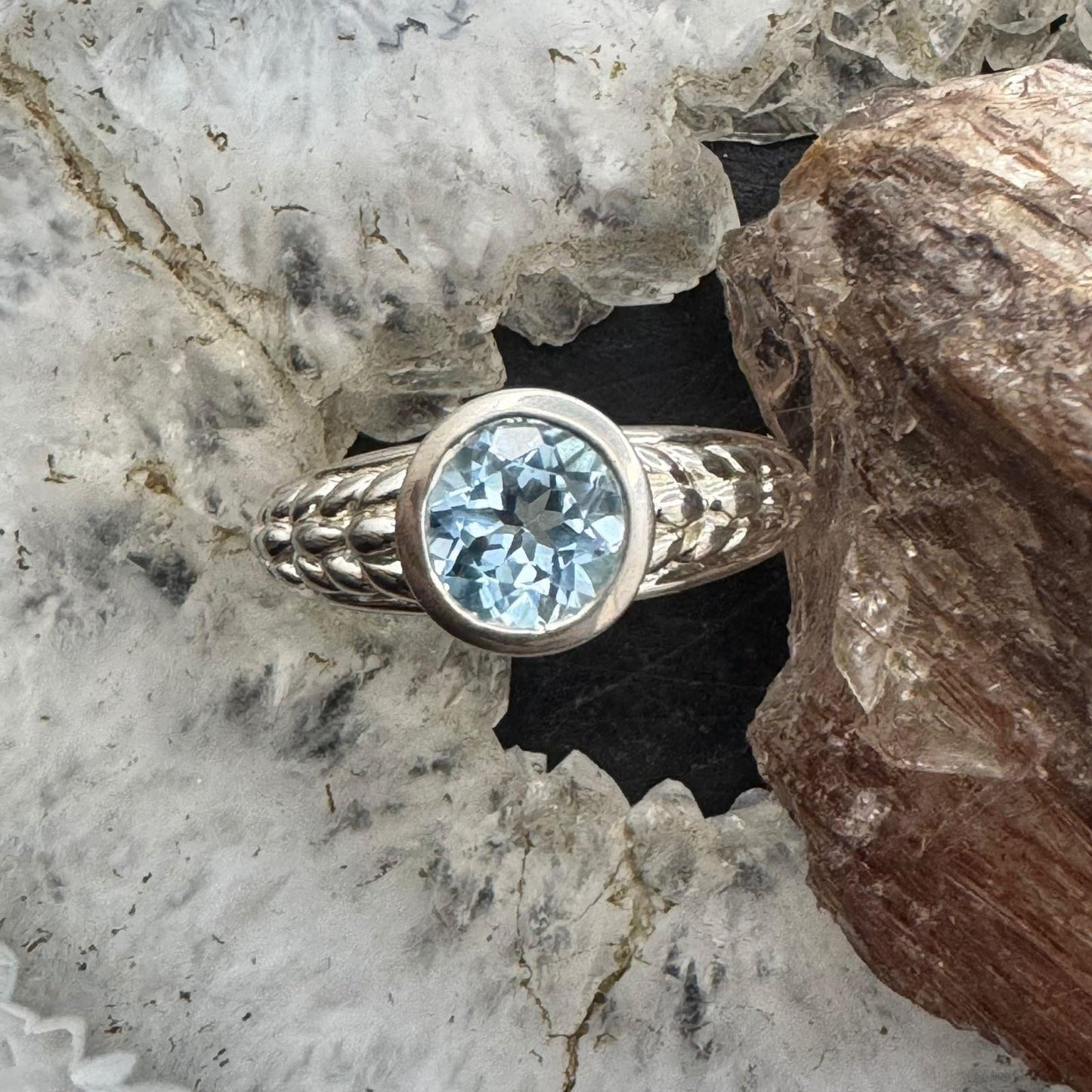 Carolyn Pollack Sterling Silver Blue Topaz Decorated Shank Ring For Women