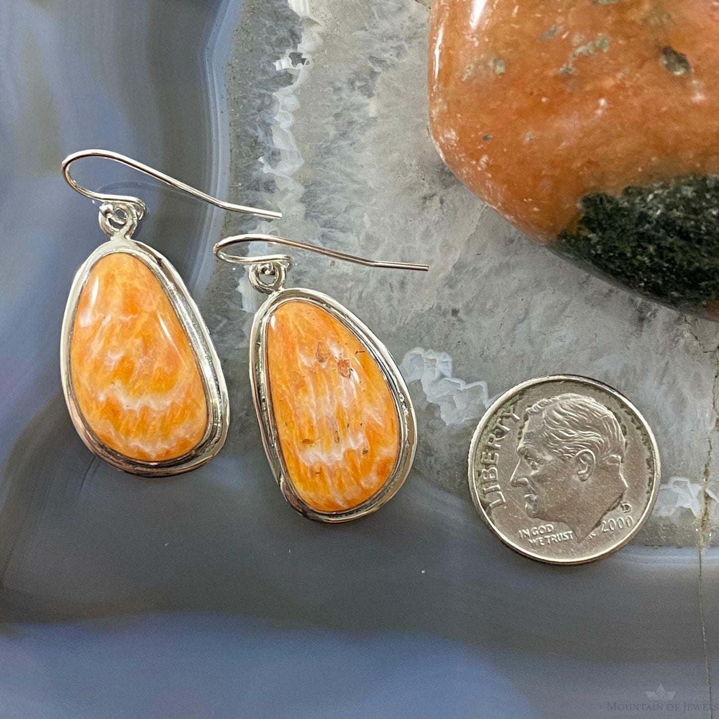 Native American Sterling Silver Spiny Oyster Dangle Earrings For Women