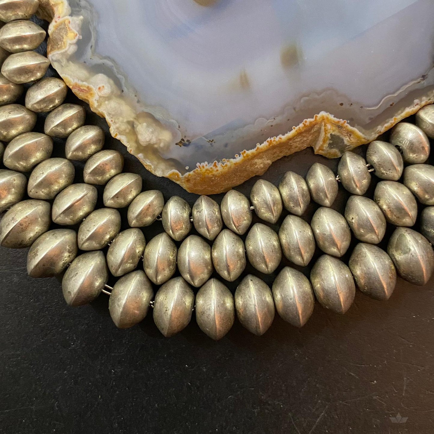 Vintage Native American 3 Sizes of Navajo Pearl Saucers 3 Strands Necklace 28"
