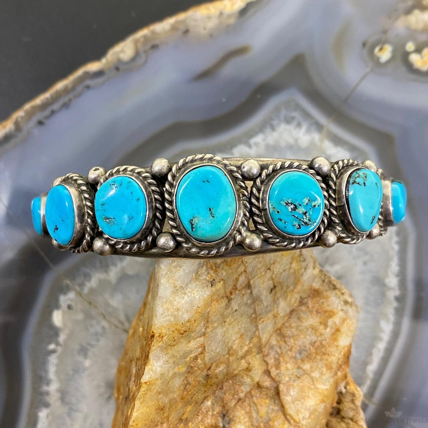 Vintage Native American Sterling Silver Single Row Graduated Turquoise Bracelet