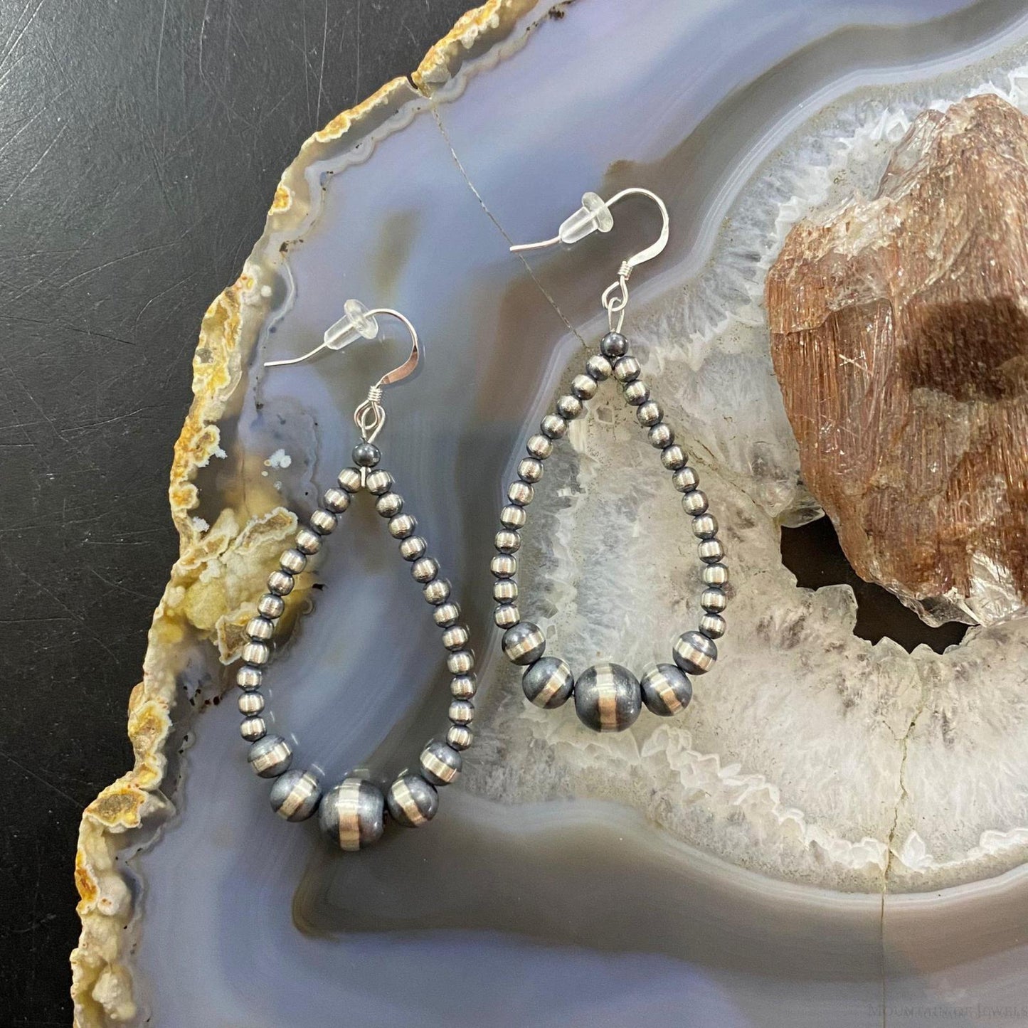 Navajo Pearl Beads Graduated 3-8mm Sterling Silver Hoop Dangle Earrings