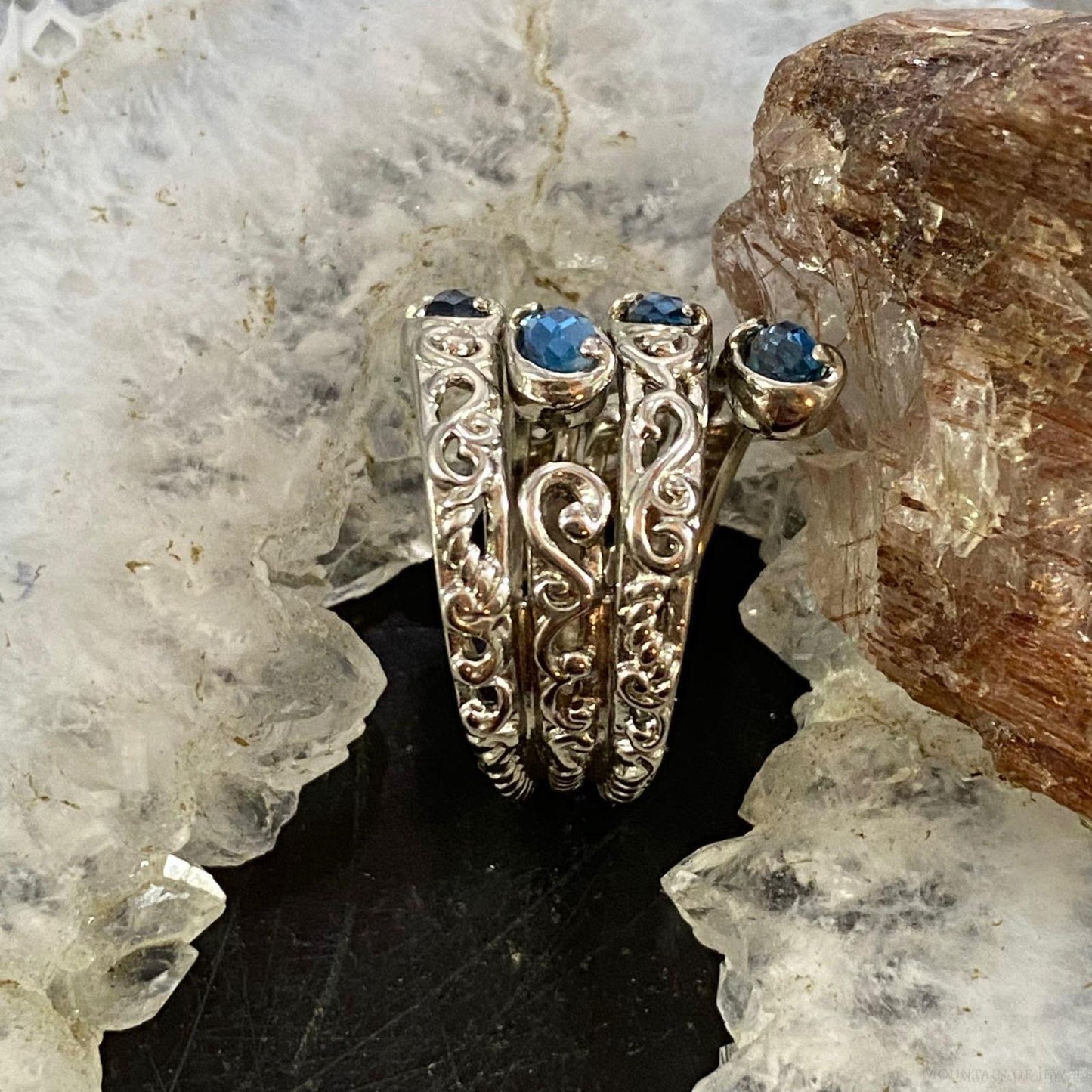 Carolyn Pollack Sterling Silver 4 Oval Faceted London Blue Topaz Decorated Ring For Women