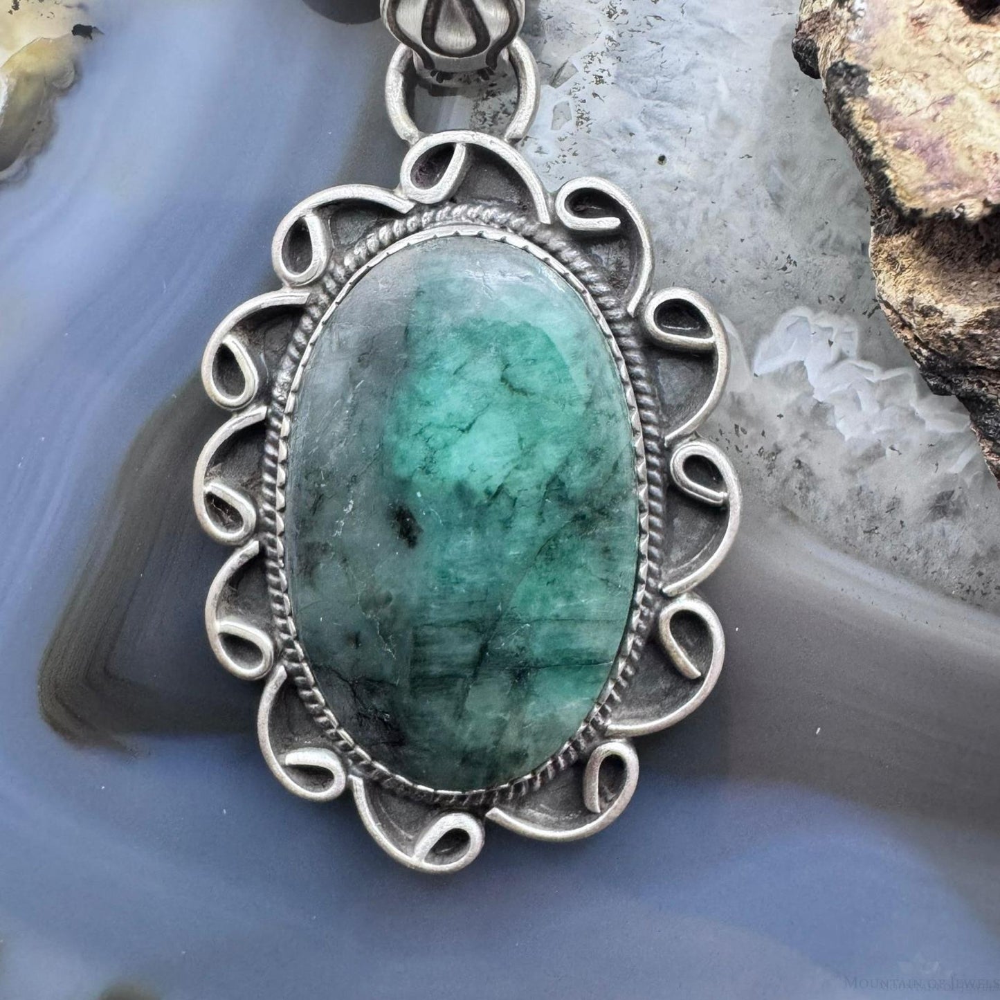 Sterling Silver Southwestern Style Oval Emerald Decorated Pendant For Women