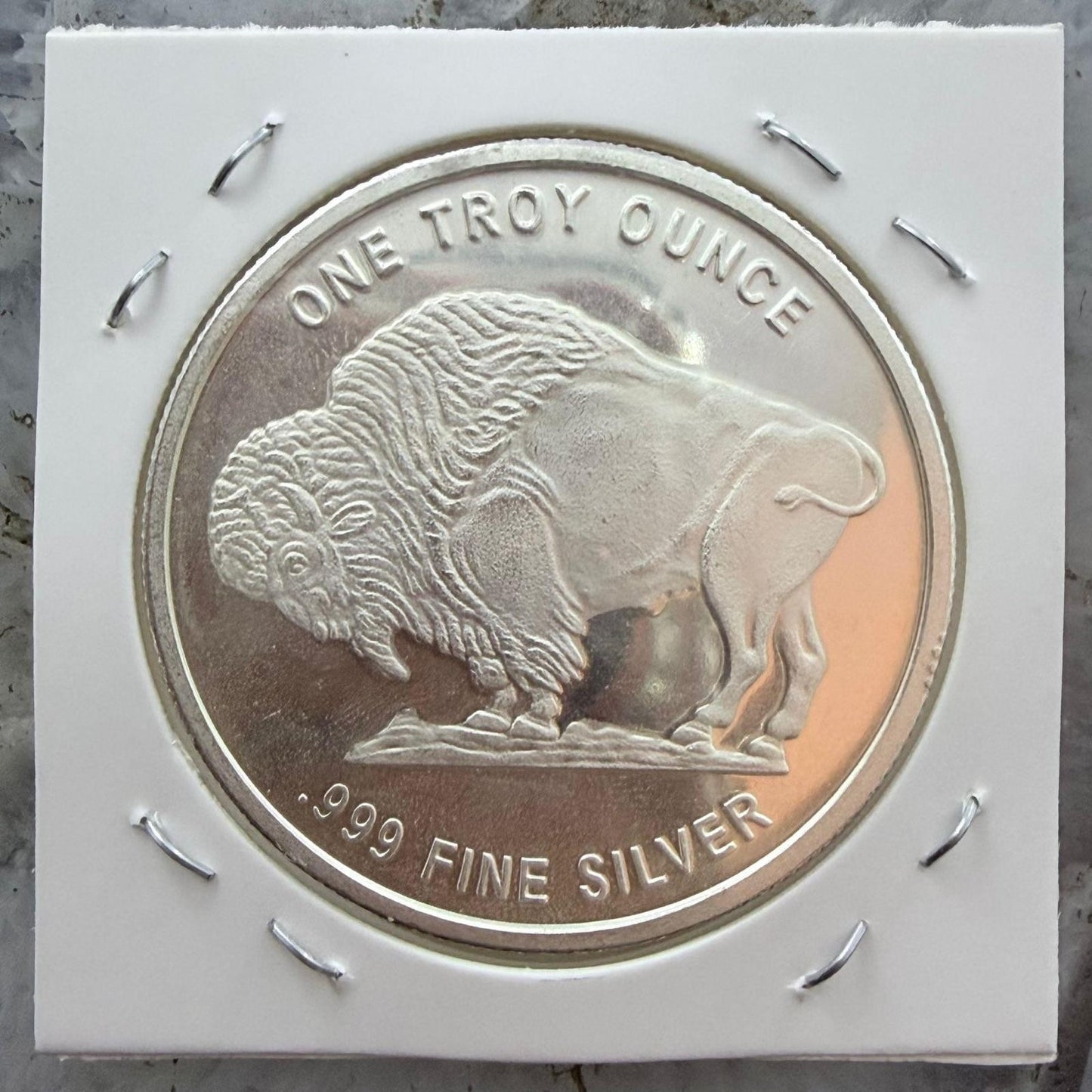 US One Troy Ounce Buffalo Indian Head Design .999 Fine Silver Round #121325-2HH
