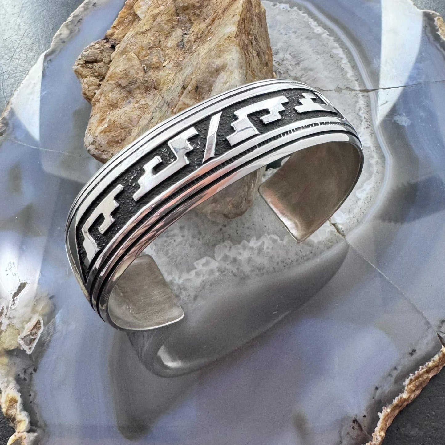 Tommy & Rosita Singer Sterling Silver Flexible Decorated Overlay Unisex Bracelet #1