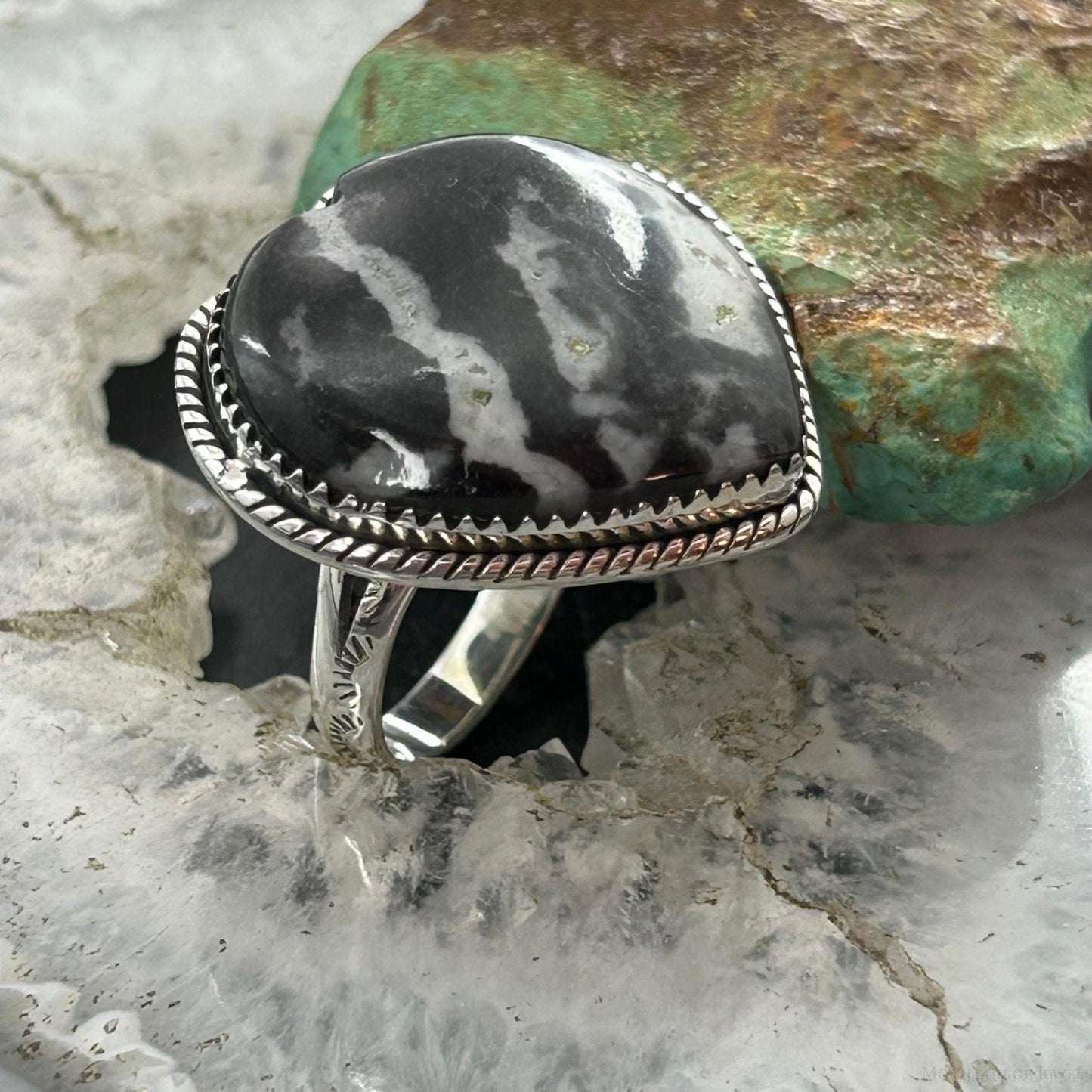 Sterling Silver Southwestern Style White Buffalo Heart Shape Ring Size 10 For Women