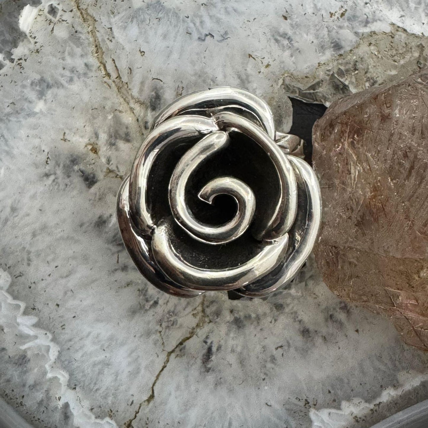 Sterling Silver Rose with Decorated Band Fashion Ring For Women, Taxco Mexico