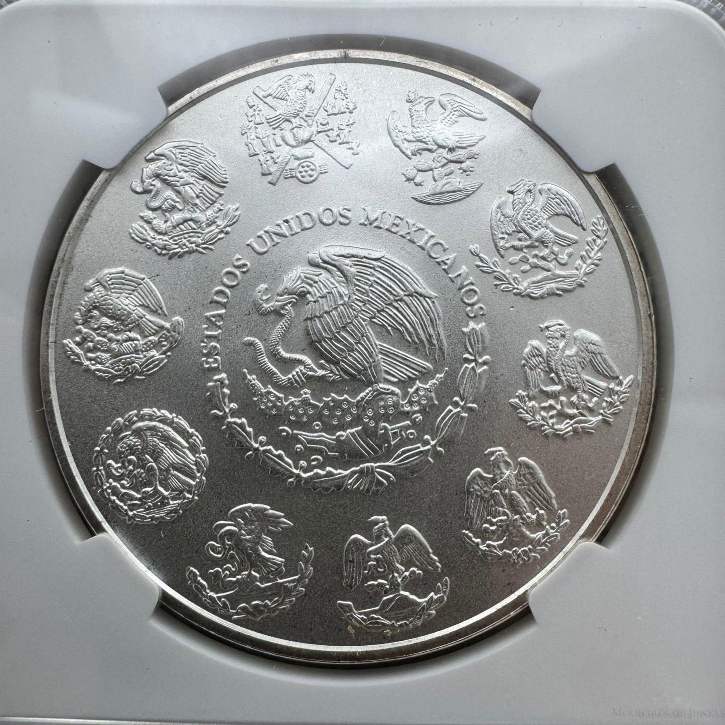 2011 Mexico One Ounce Libertad .999 Fine Silver NGC MS68 #2943174-008 Tonning