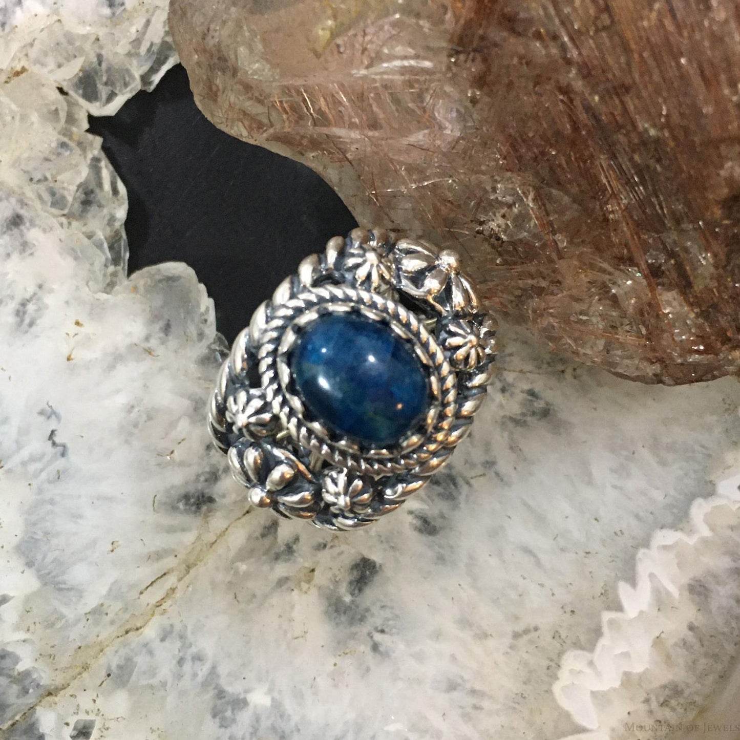Carolyn Pollack Vintage Southwestern Style Sterling Silver Oval Apatite Decorated Ring For Women