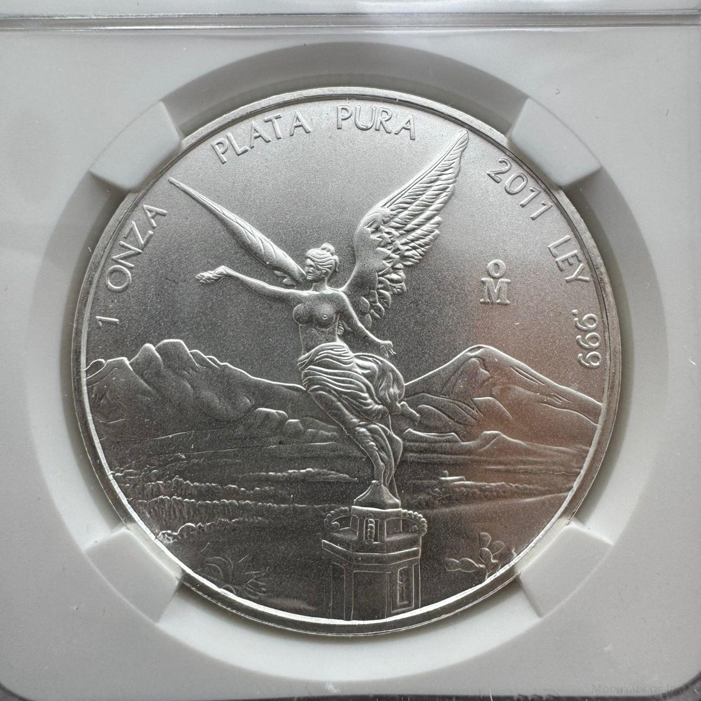 2011 Mexico One Ounce Libertad .999 Fine Silver NGC MS69 #2943174-012