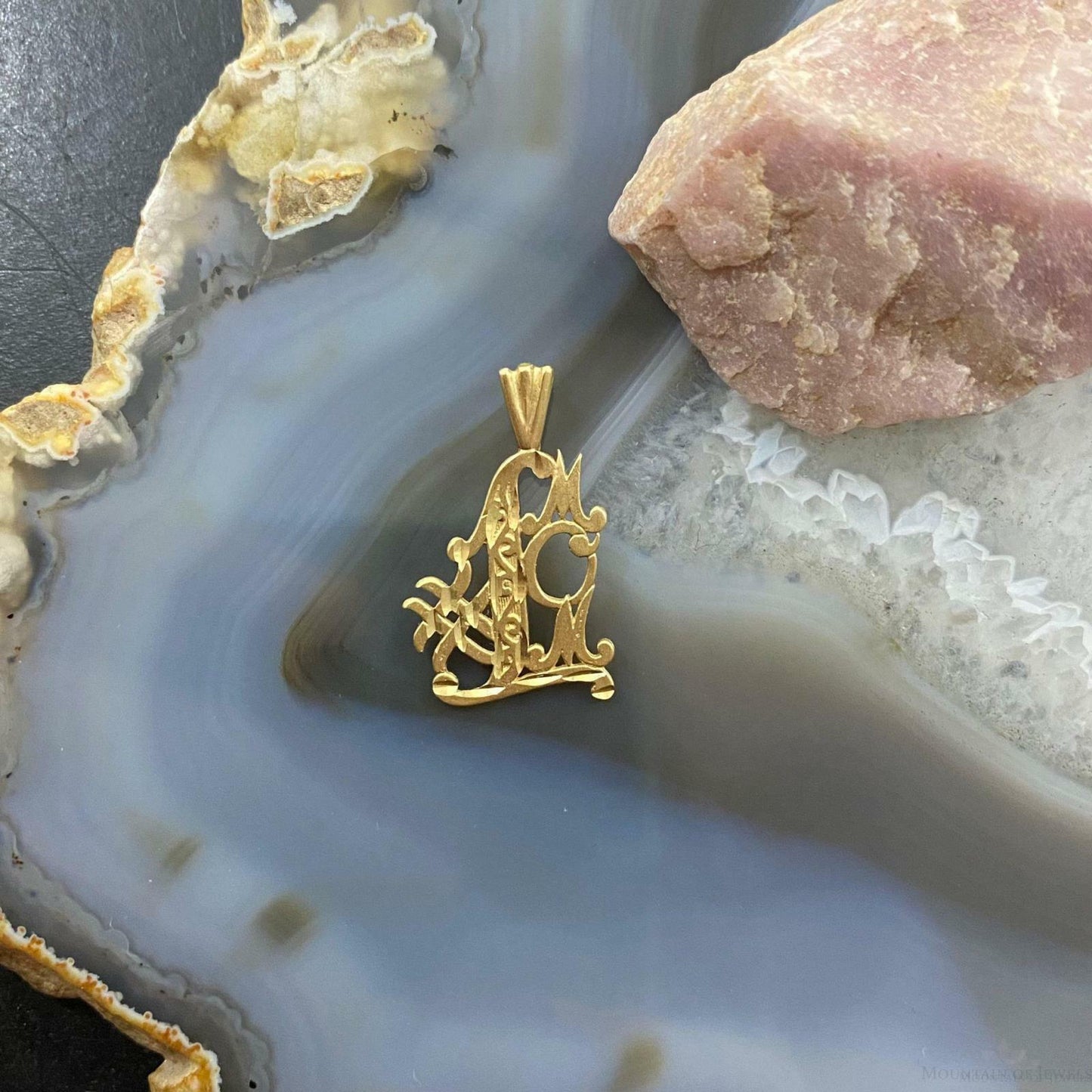 14K Yellow Gold "#1 Mom" Charm For Women