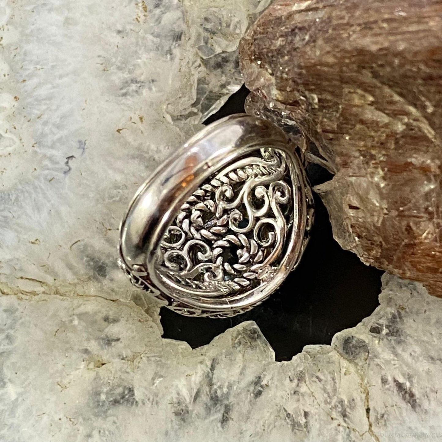 Carolyn Pollack Sterling Silver Oval Labradorite Decorated Doublet Ring For Women