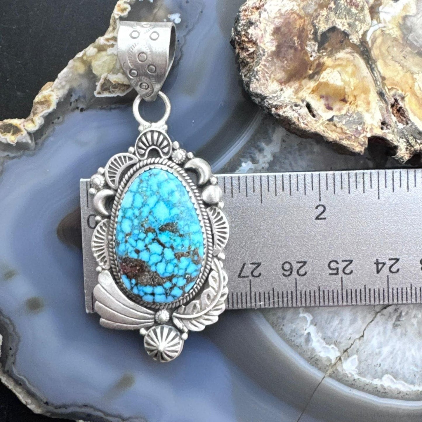 Sterling Silver Southwestern Style Large Egg-shape Kingman Turquoise Pendant For Women