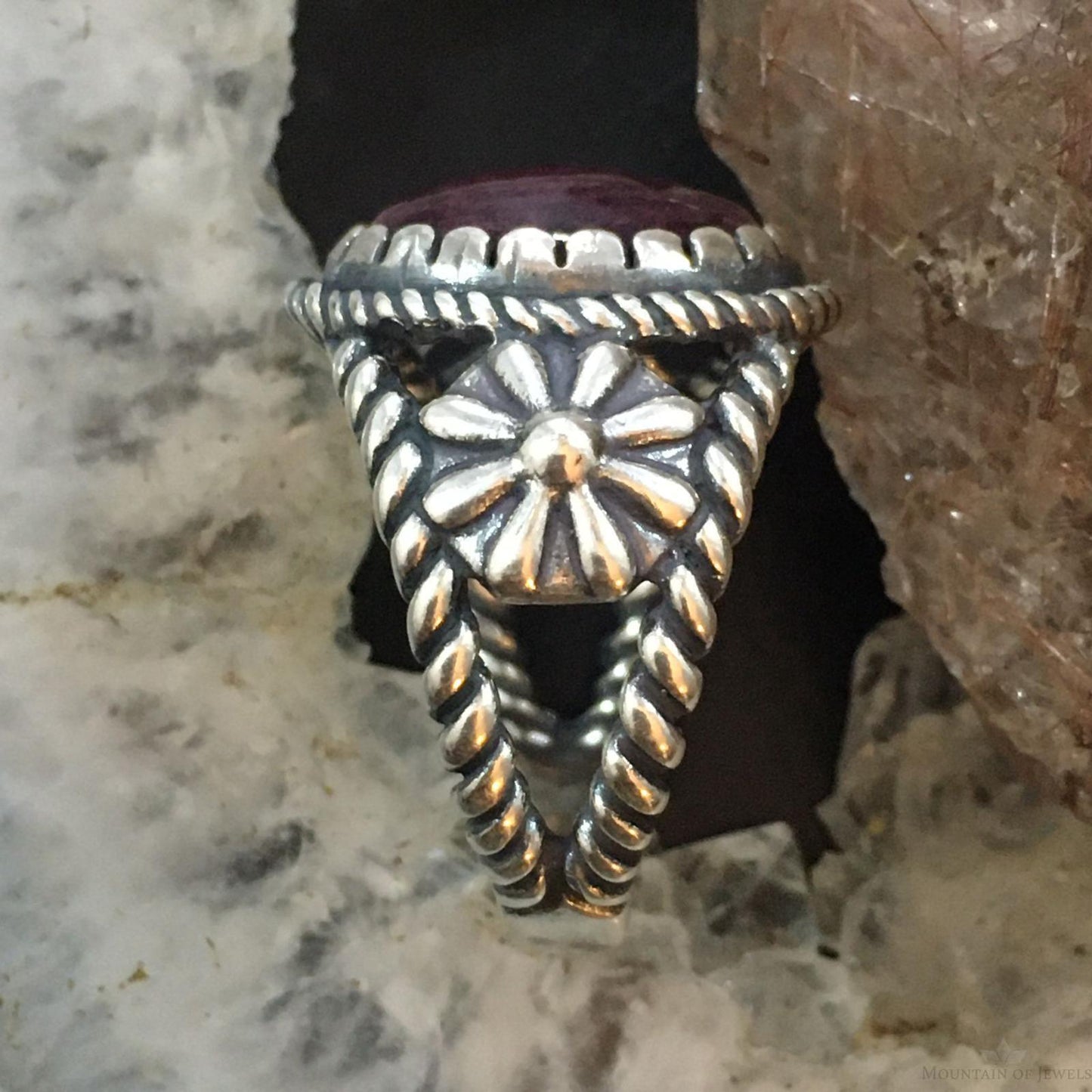 Carolyn Pollack Vintage Southwestern Style Sterling Silver Oval Purple Spiny Oyster Decorated Ring