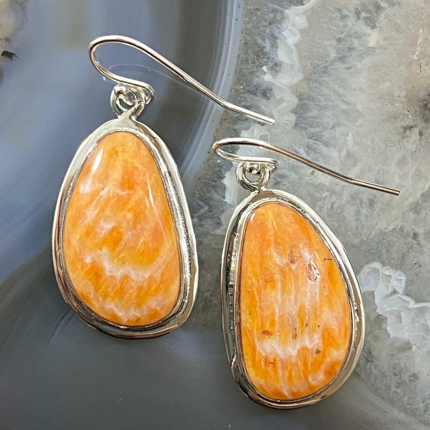 Native American Sterling Silver Spiny Oyster Dangle Earrings For Women