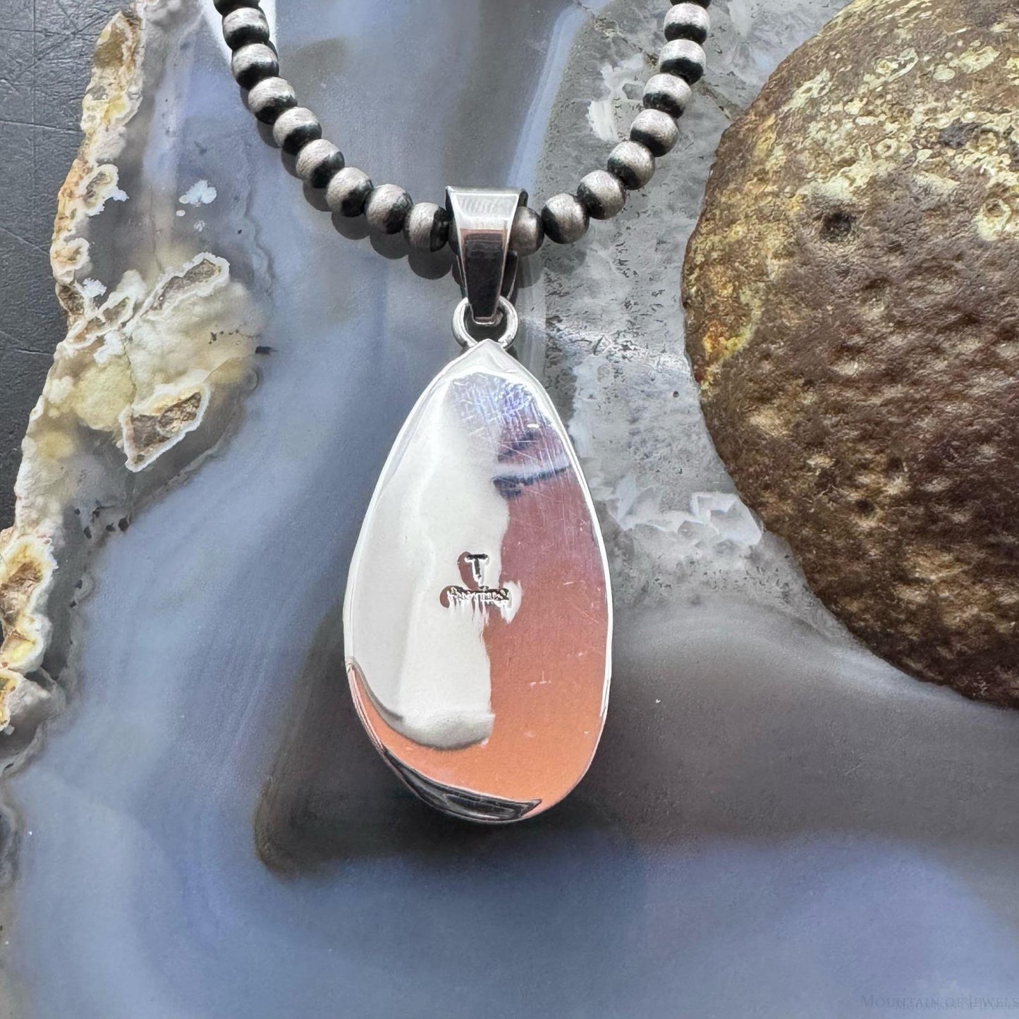Native American Sterling Silver Teardrop Gaspeite Decorated Pendant For Women