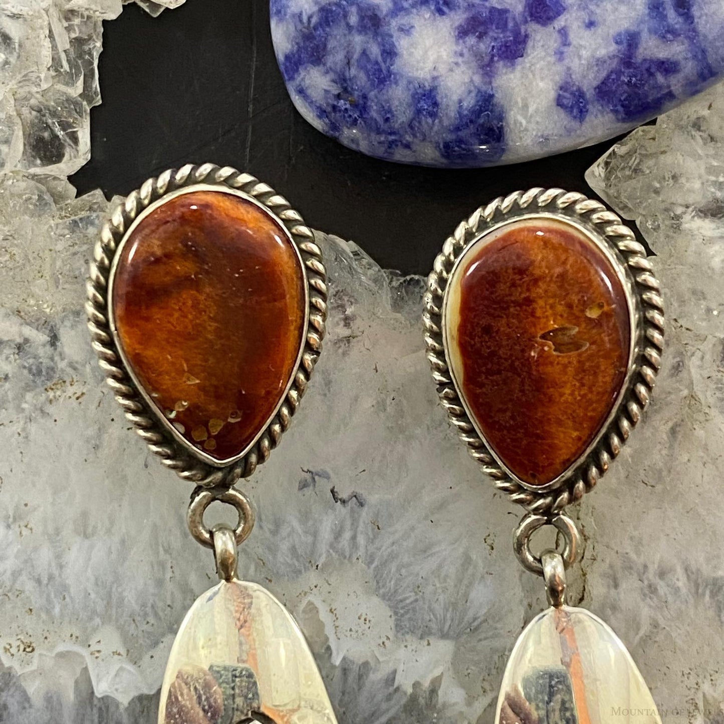 Native American Sterling Silver Teardrop Spiny Oyster Dangle Earrings For Women