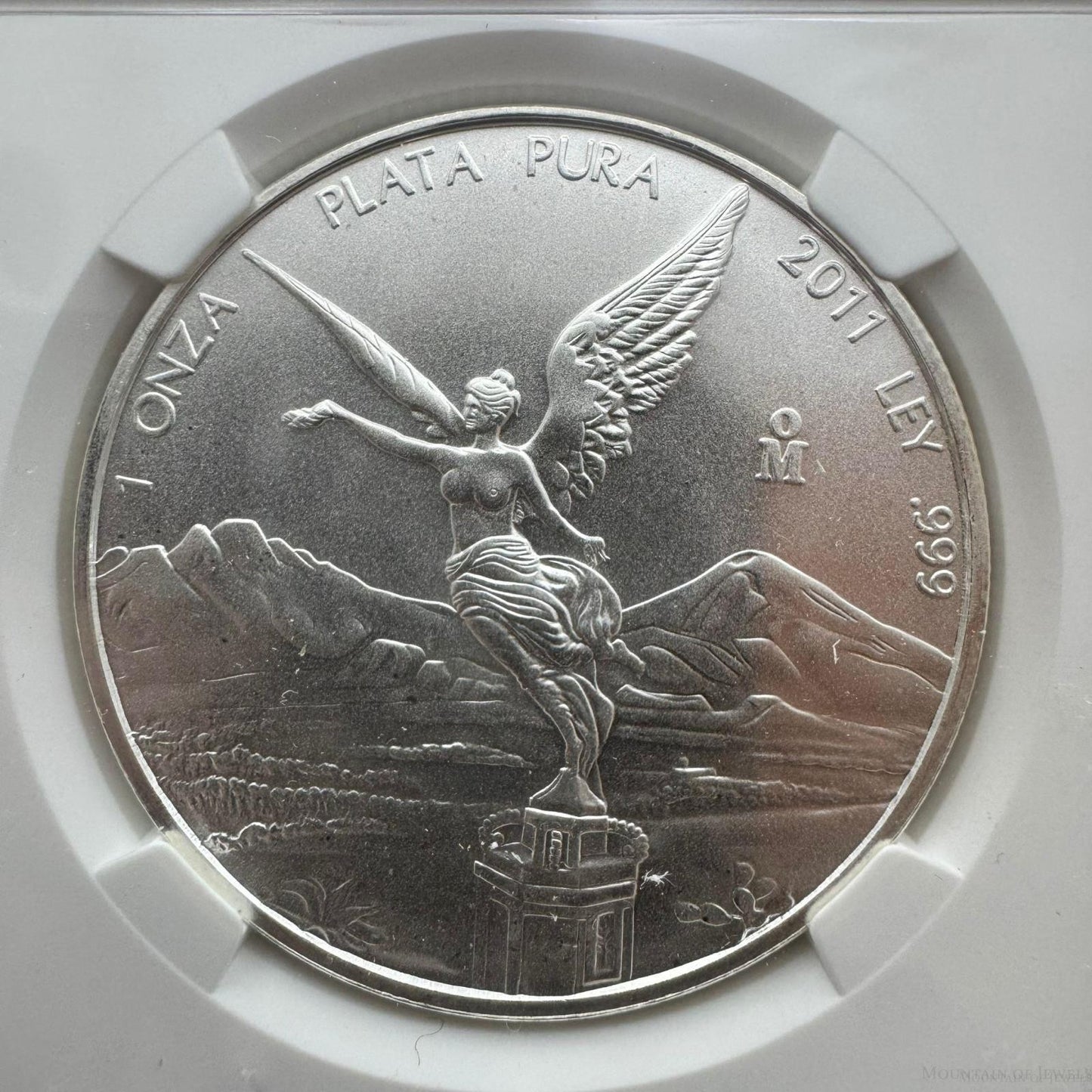 2011 Mexico One Ounce Libertad .999 Fine Silver NGC MS69 #2943174-015
