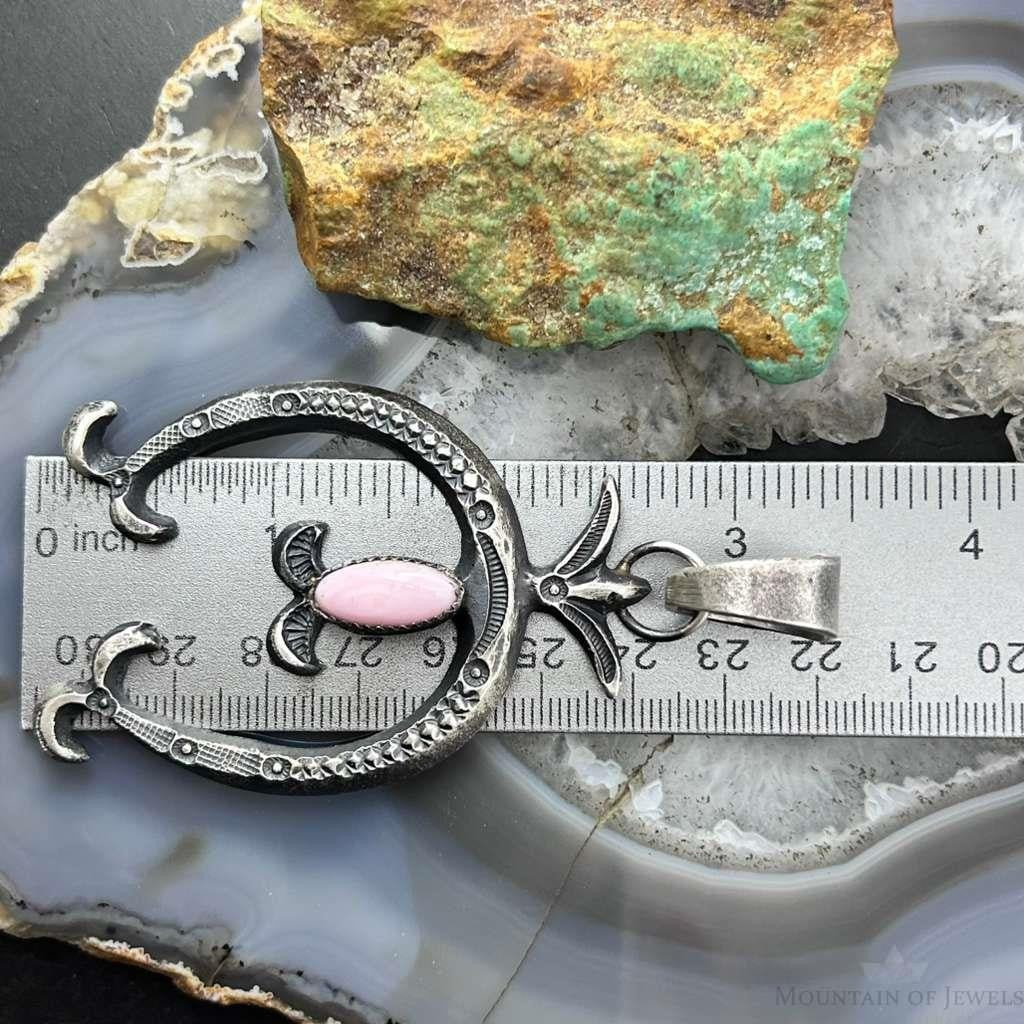 Eva & Linberg Billah Native American Sterling Silver Pink Conch Naja Pendant For Women