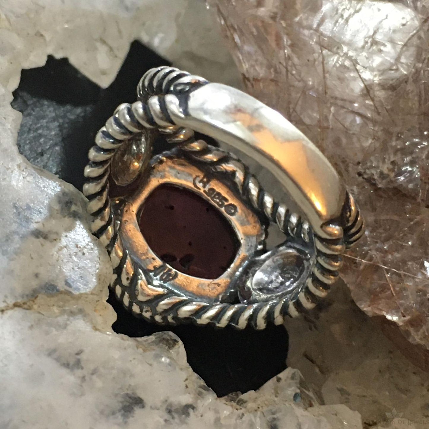 Carolyn Pollack Vintage Southwestern Style Sterling Silver Oval Purple Spiny Oyster Decorated Ring