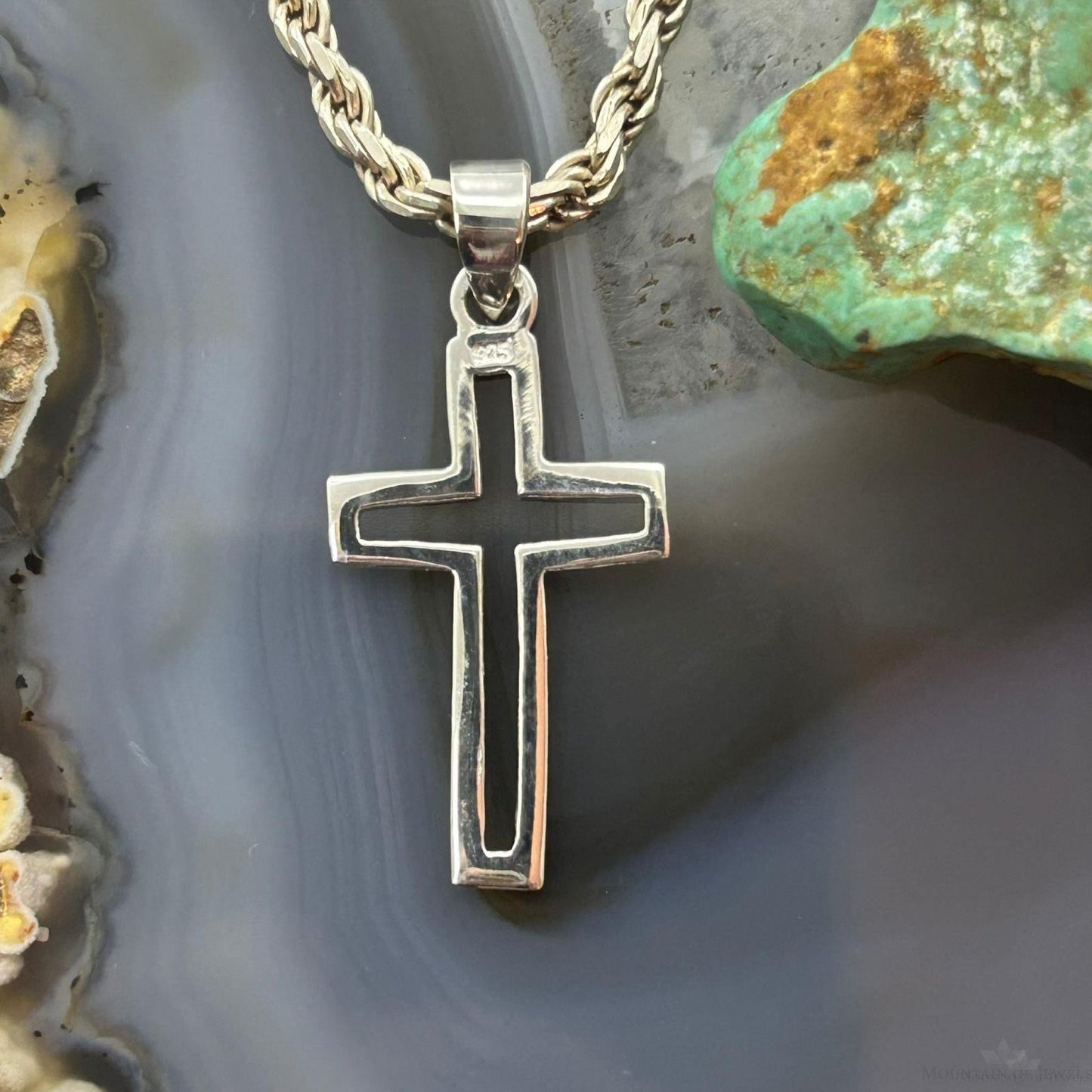 Sterling Silver Fashion Unisex Cut Out Cross Pendant