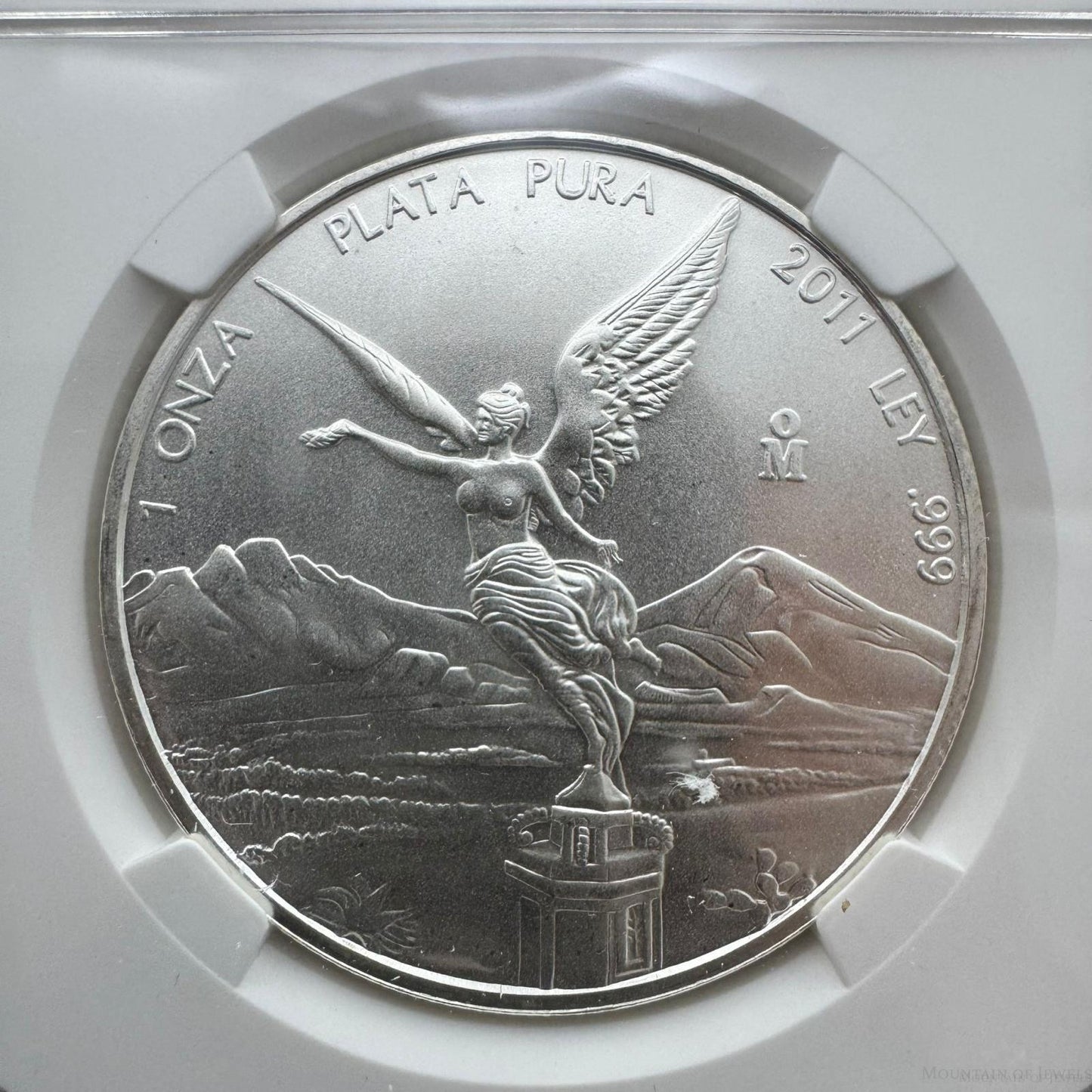 2011 Mexico One Ounce Libertad .999 Fine Silver NGC MS69 #2943174-005