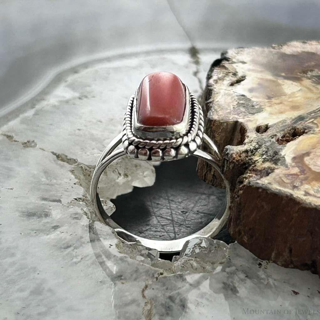 Sterling Silver Southwestern Style Coral Decorated Ring Size 7.5 For Women