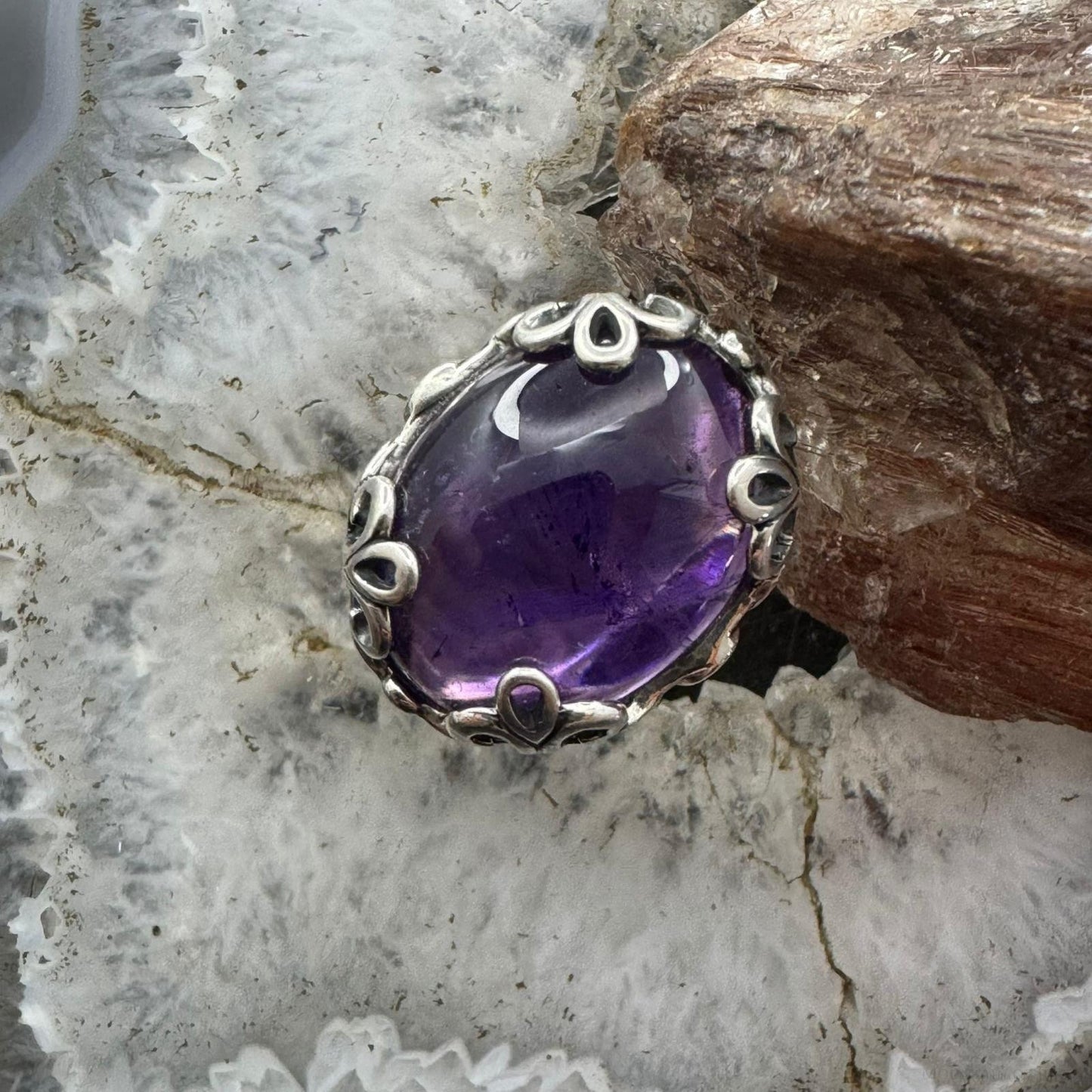 Carolyn Pollack Southwestern Style Sterling Silver Oval Amethyst Ring Size 7 For Women