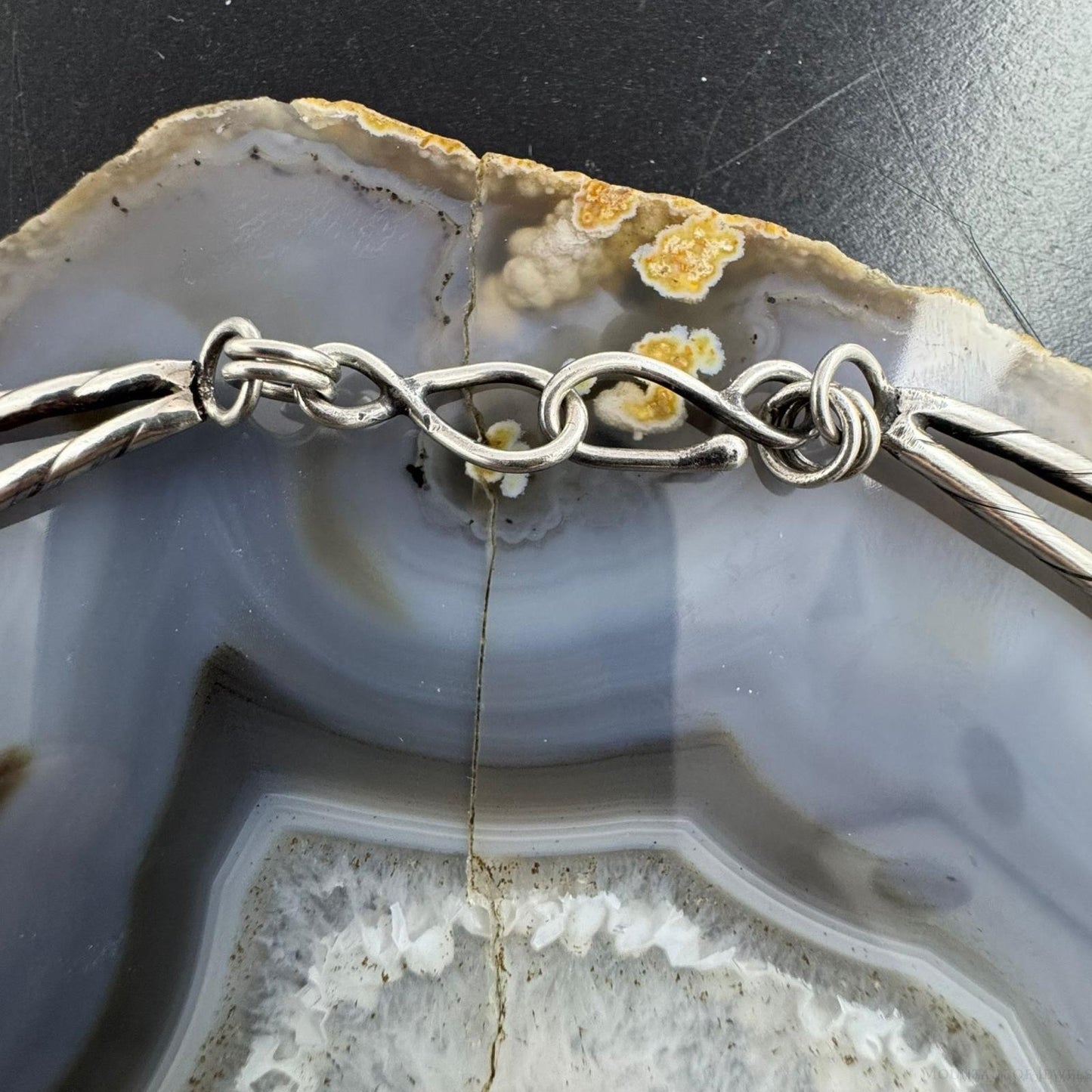 Vintage Silver Southwestern Style Large Oval Malachite Set In Double Wire Choker For Women