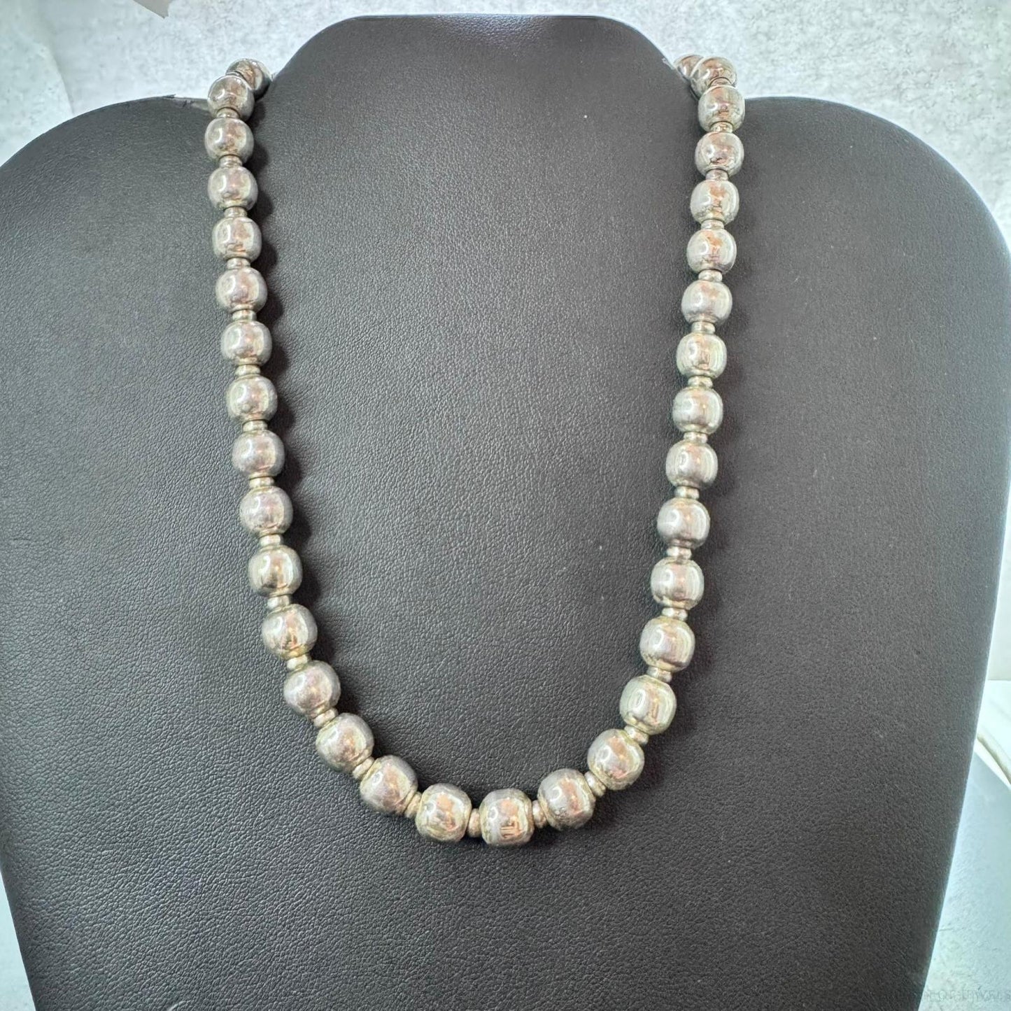 Silver Southwestern Style Rounded Beads 14" Necklace For Women