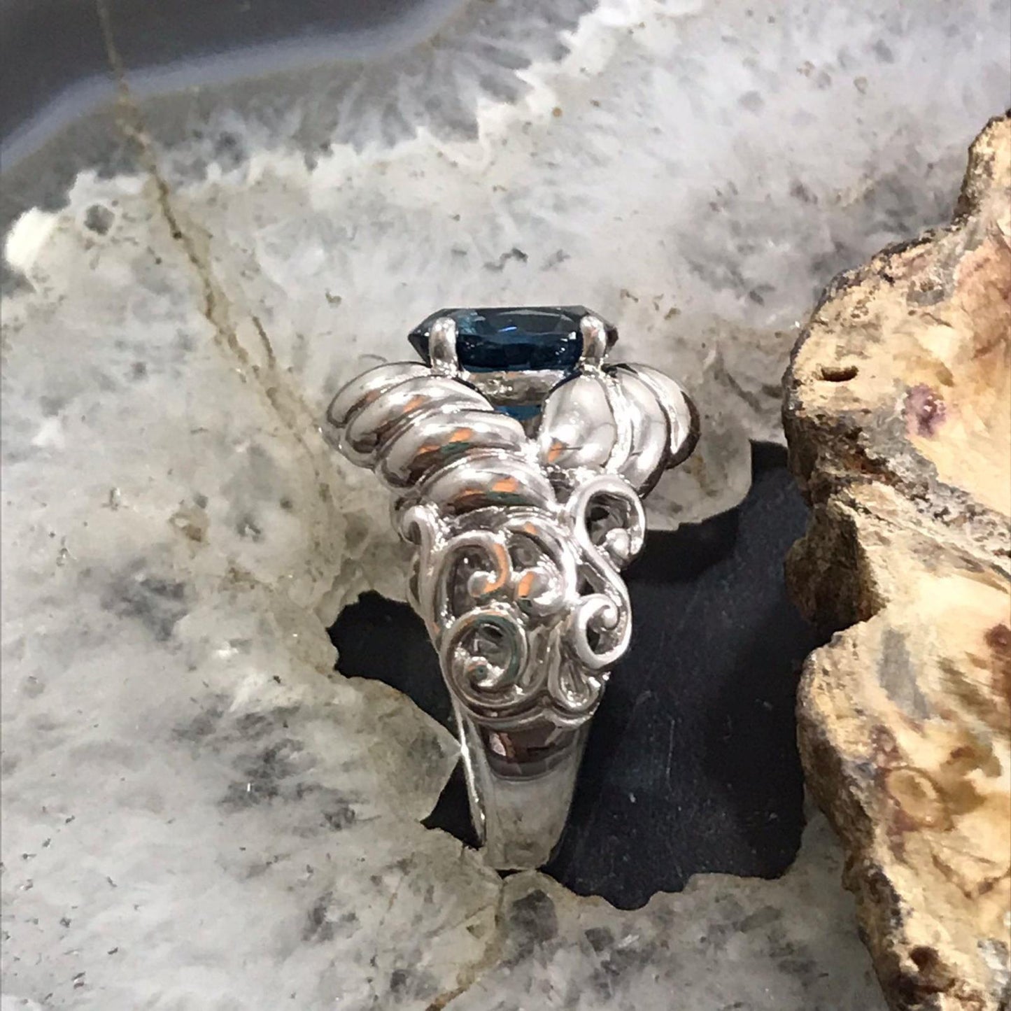 Carolyn Pollack Sterling Silver Oval Faceted London Blue Topaz Ring Size 8.25 For Women