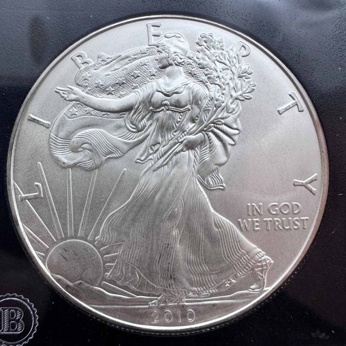 2010 US 1.0oz .999 Fine American Silver Eagle Brilliant Uncirculated #026
