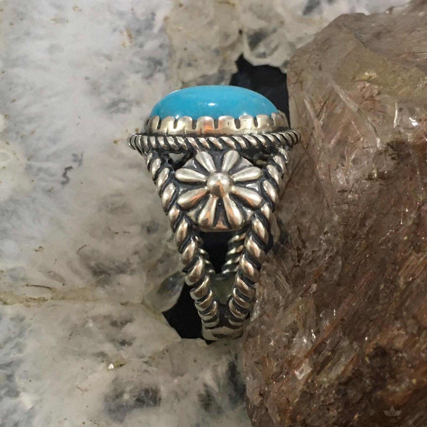 Carolyn Pollack Vintage Southwestern Style Sterling Silver Oval Turquoise Decorated Ring For Women