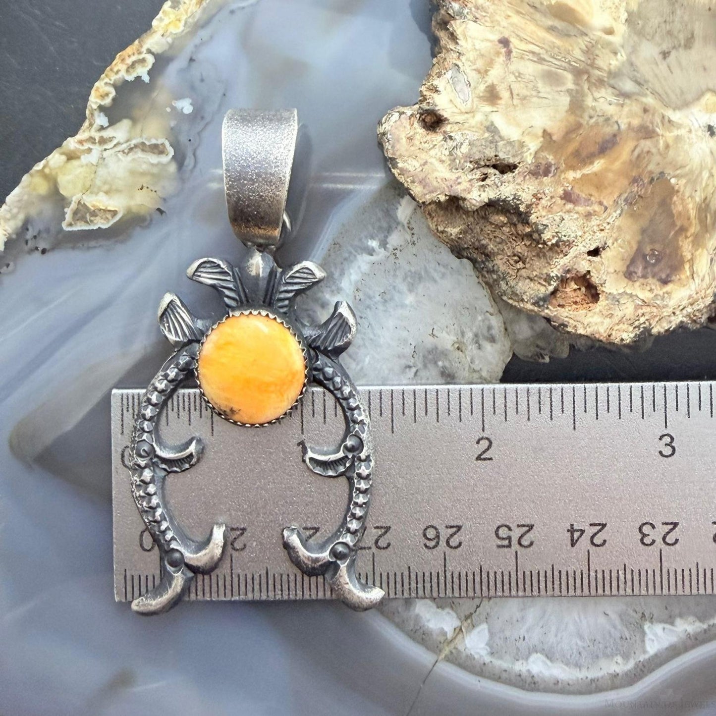 Eva & Linberg Billah Sterling Silver Orange Spiny Oyster Decorated Unisex Naja Pendant