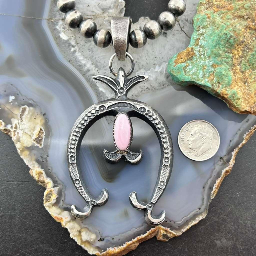 Eva & Linberg Billah Native American Sterling Silver Pink Conch Naja Pendant For Women