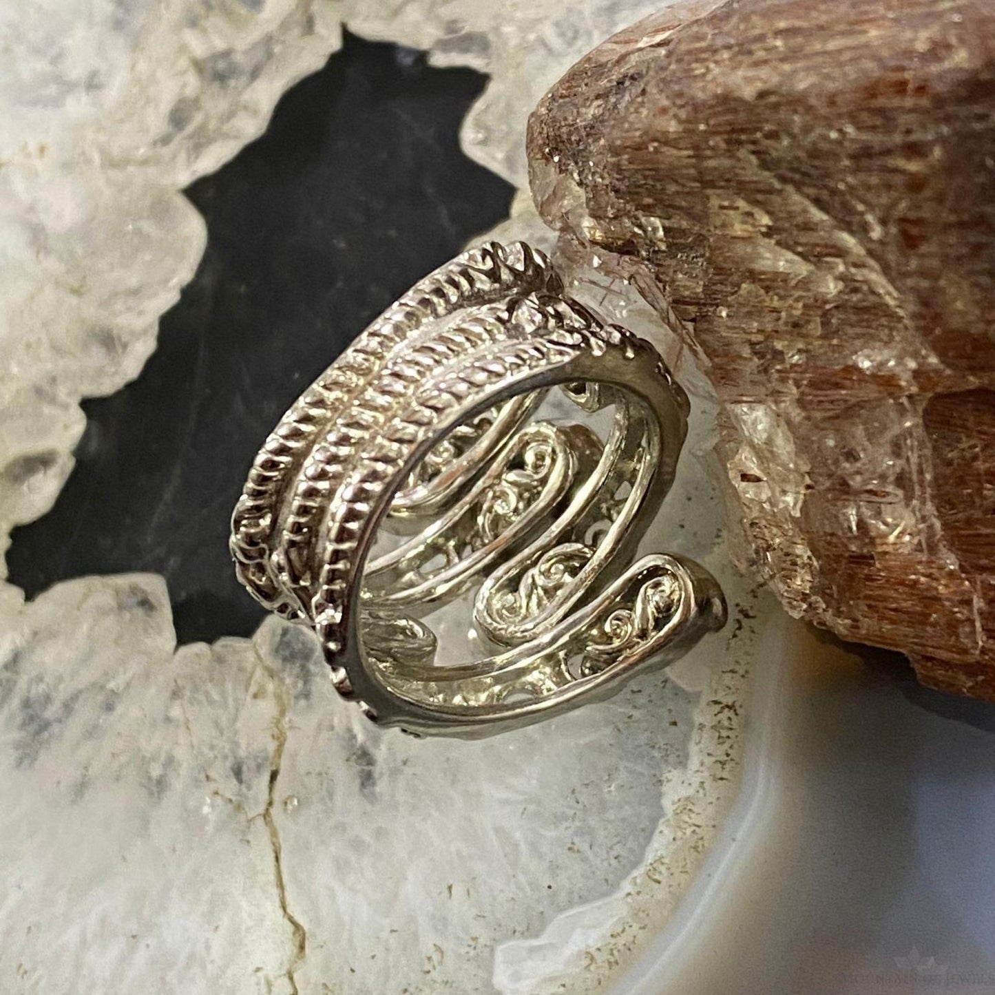 Carolyn Pollack Sterling Silver 4 Oval Faceted London Blue Topaz Decorated Ring For Women