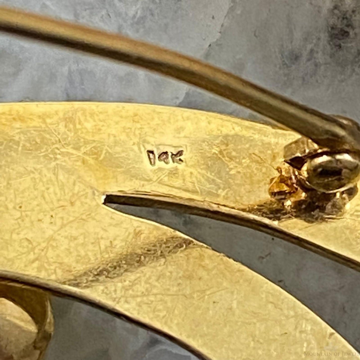 Vintage 14K Yellow Gold & Citrine Floral Brooch For Women