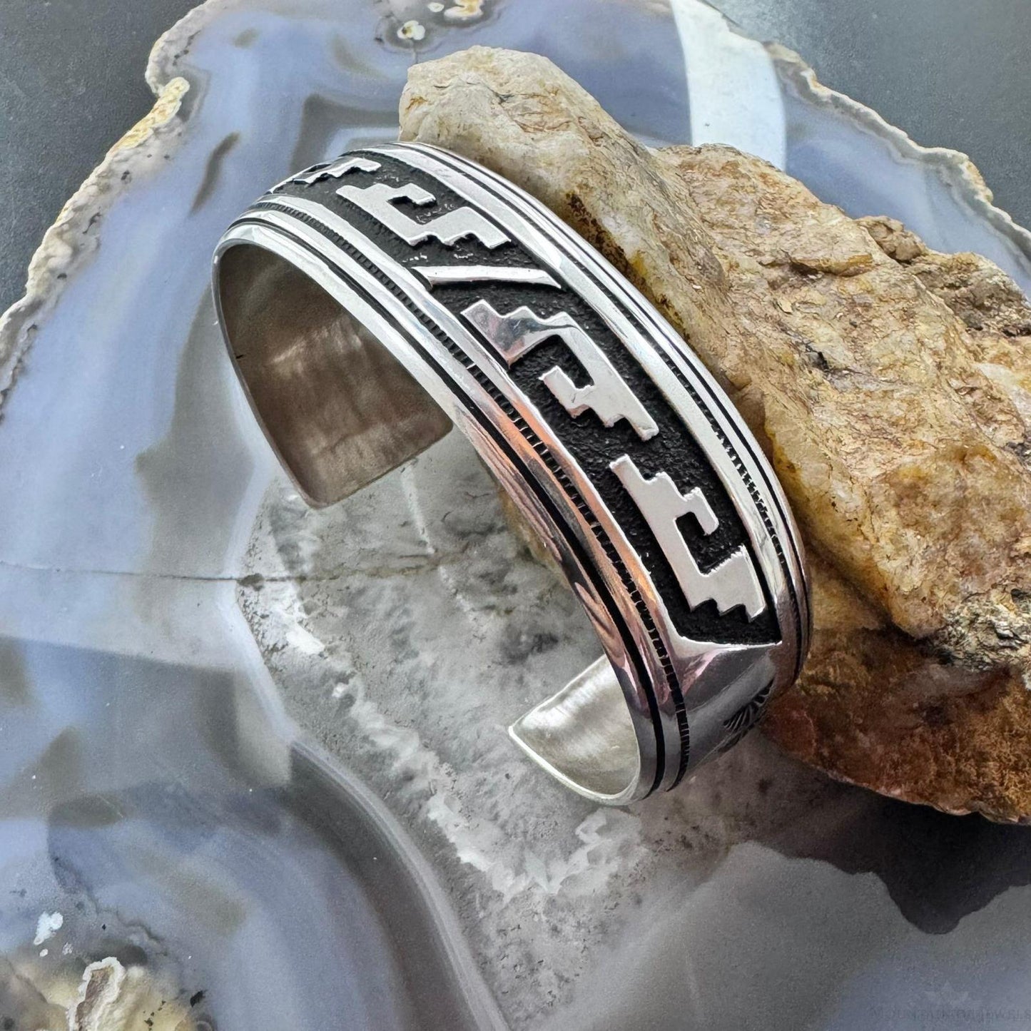 Tommy & Rosita Singer Sterling Silver Flexible Decorated Overlay Unisex Bracelet #1