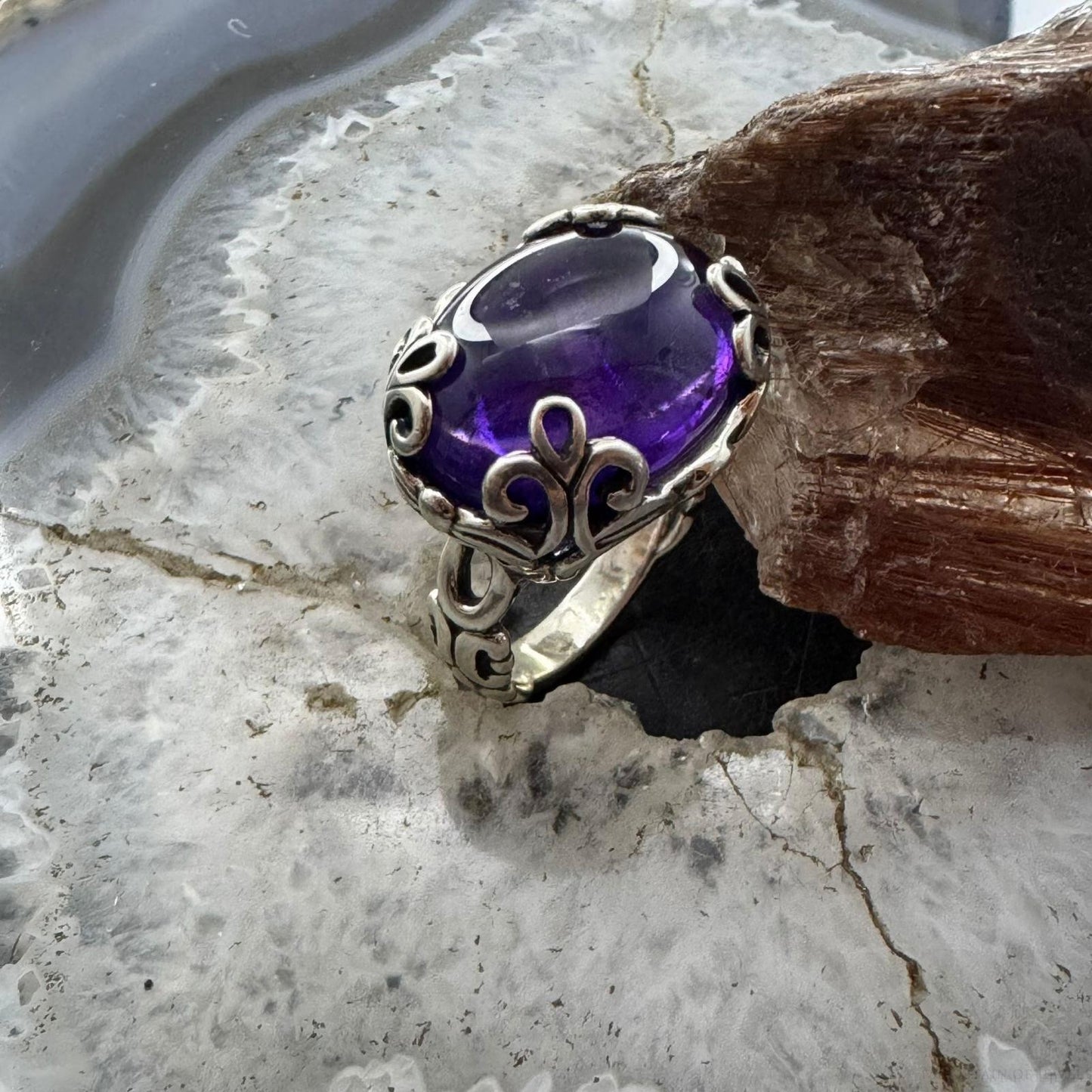 Carolyn Pollack Southwestern Style Sterling Silver Oval Amethyst Ring Size 7 For Women