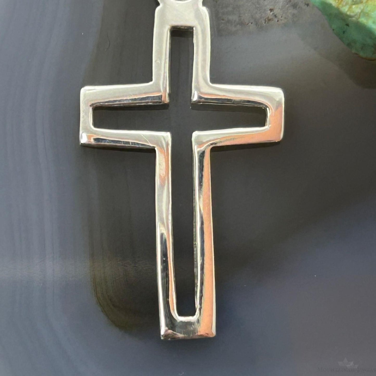 Sterling Silver Fashion Unisex Cut Out Cross Pendant