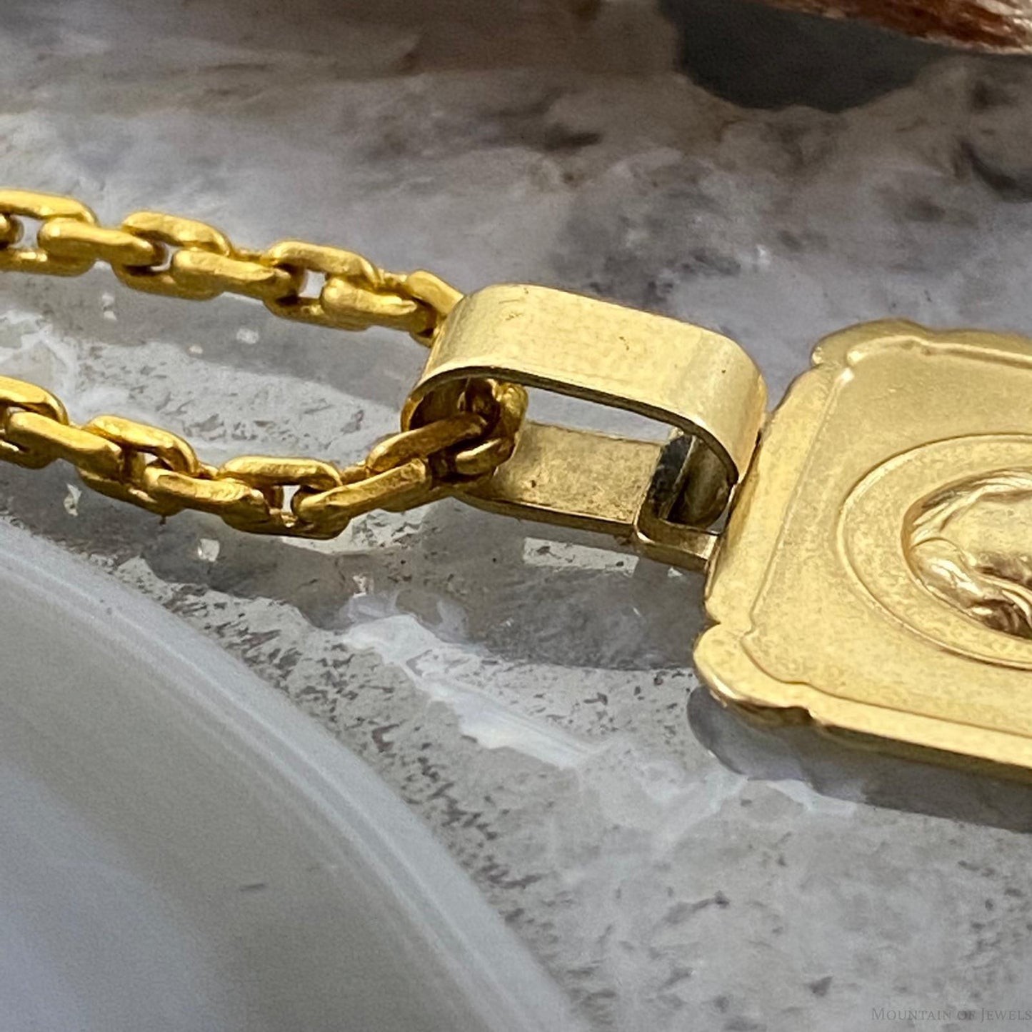 14K Yellow Gold Catholic Religious Unisex Pendant