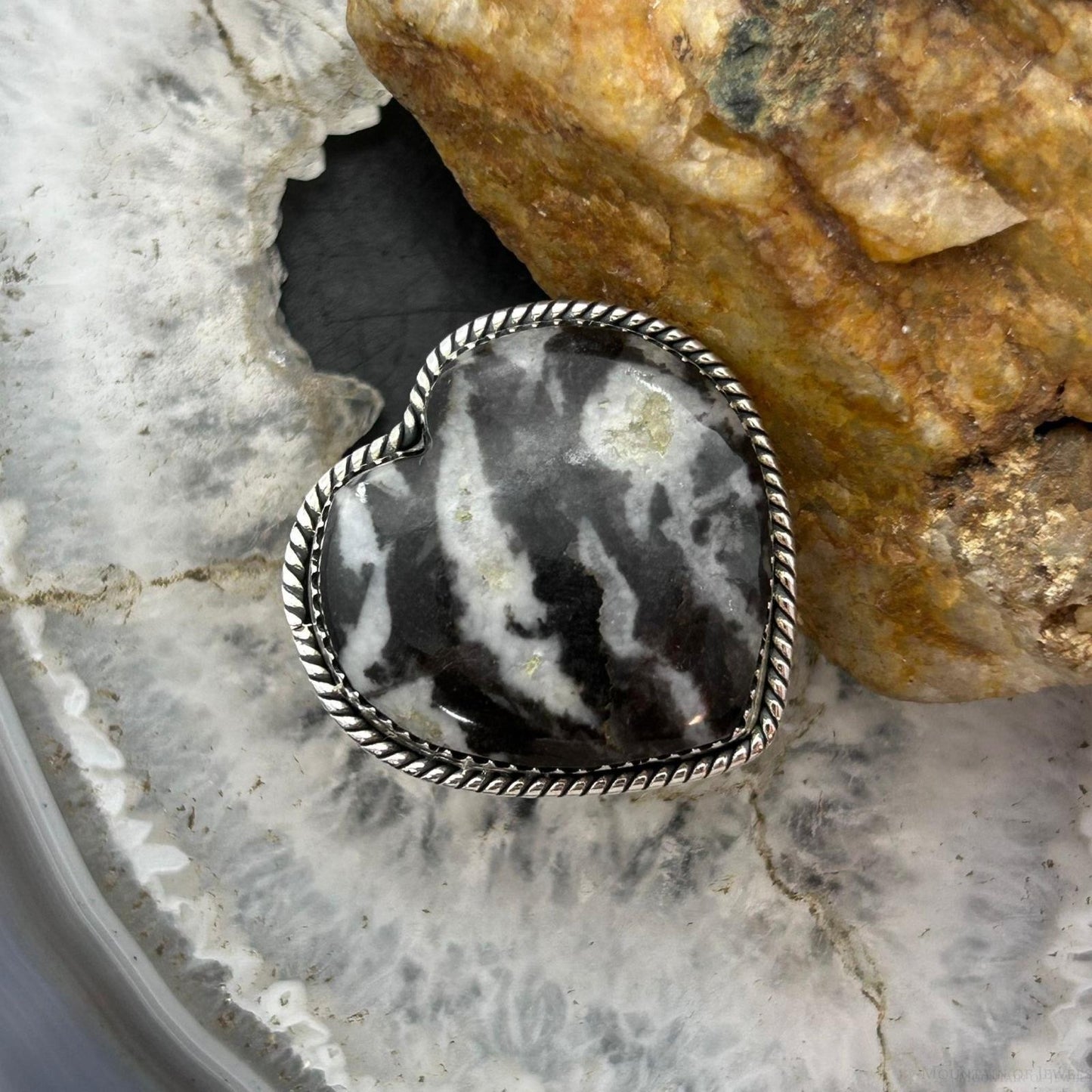 Sterling Silver Southwestern Style White Buffalo Heart Shape Ring Size 7 For Women