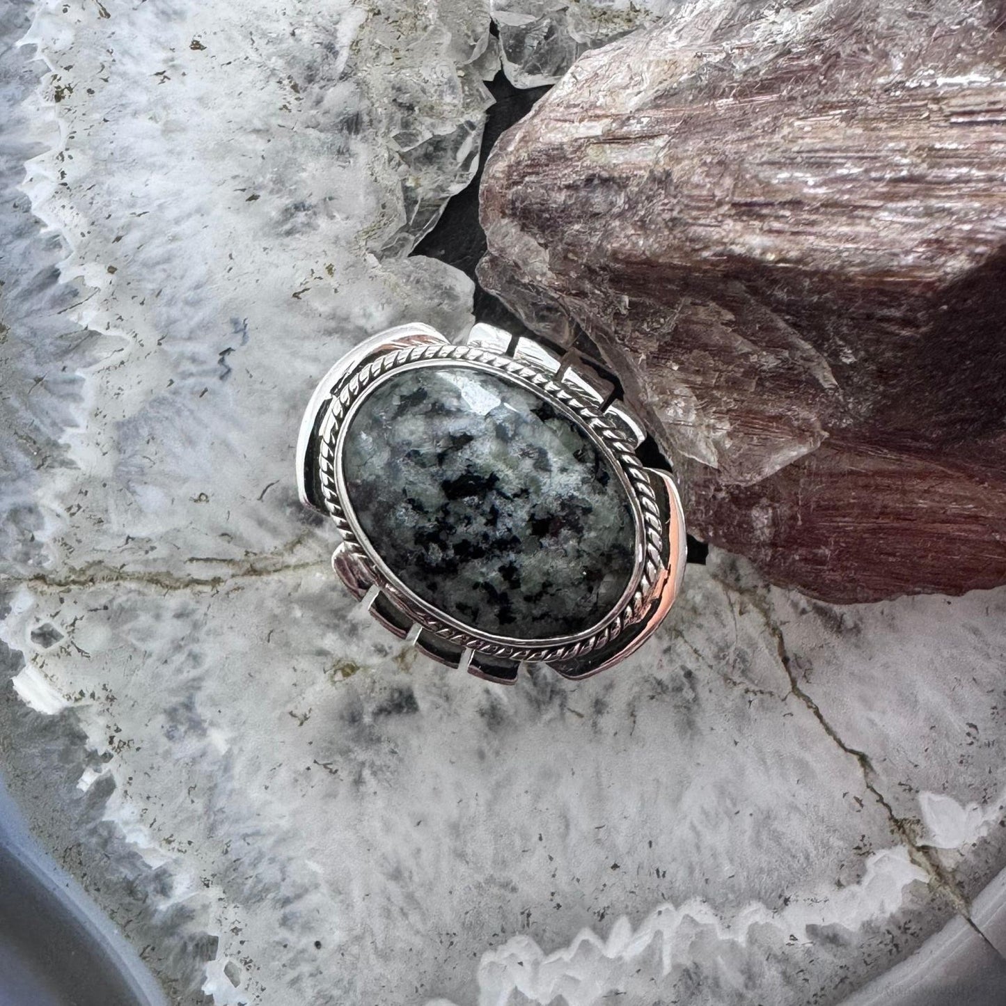 Sterling Silver Southwestern Style Oval Parral Dendritic Decorated Ring Size 8.5 For Women