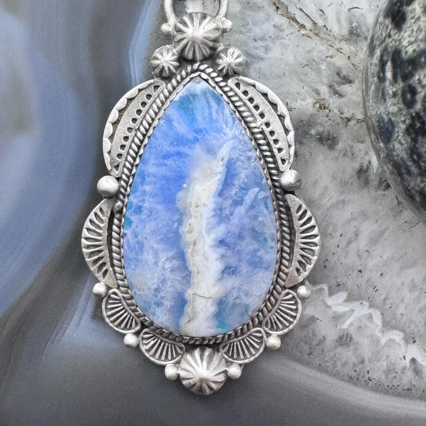 Sterling Silver Southwestern Style Teardrop Plume Doublet Agate Decorated Pendant For Women