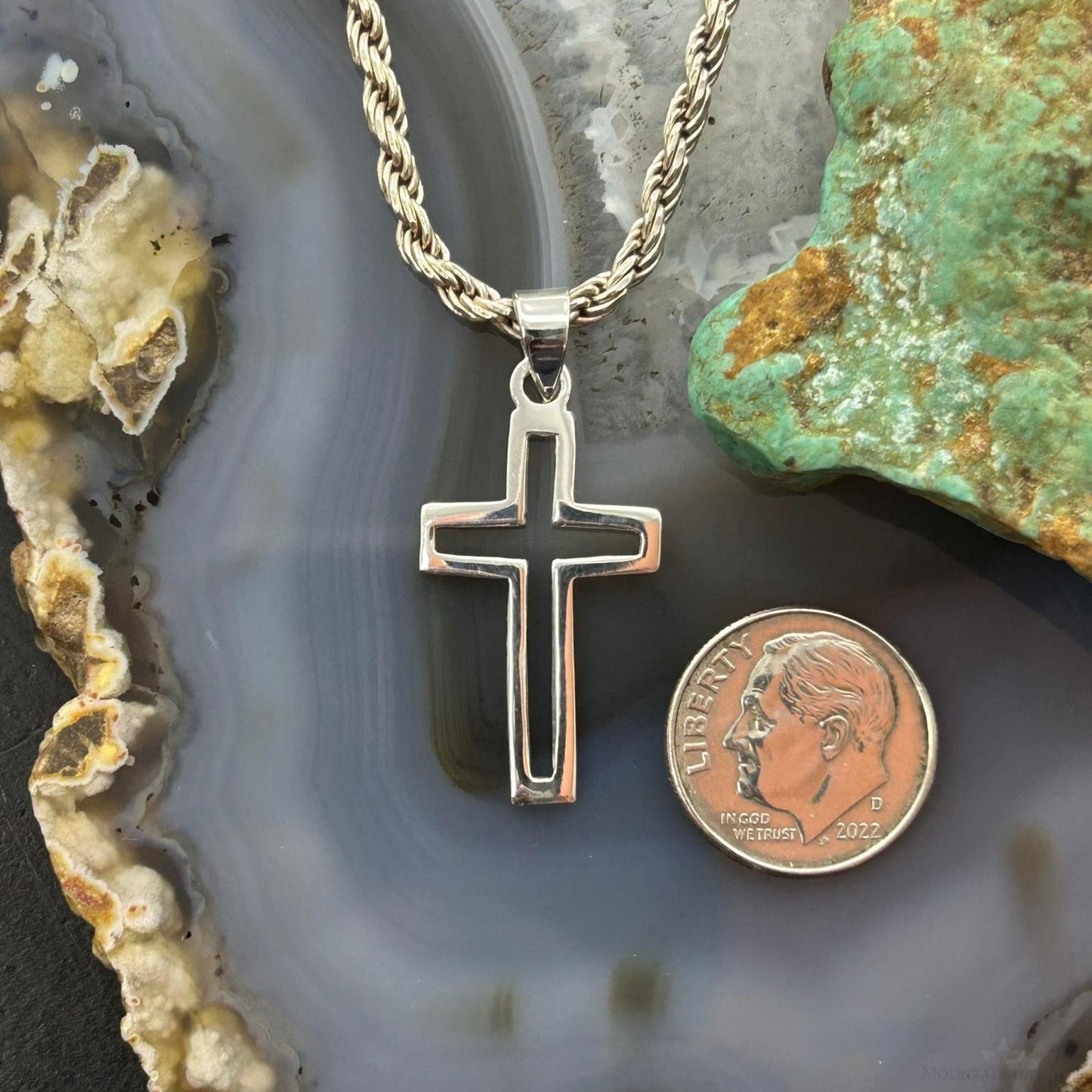 Sterling Silver Fashion Unisex Cut Out Cross Pendant