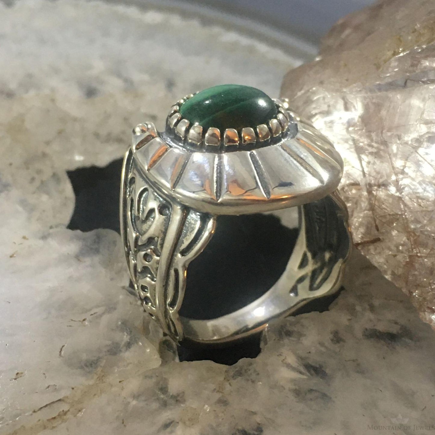 Carolyn Pollack Southwestern Style Sterling Silver Oval Malachite Decorated Ring For Women
