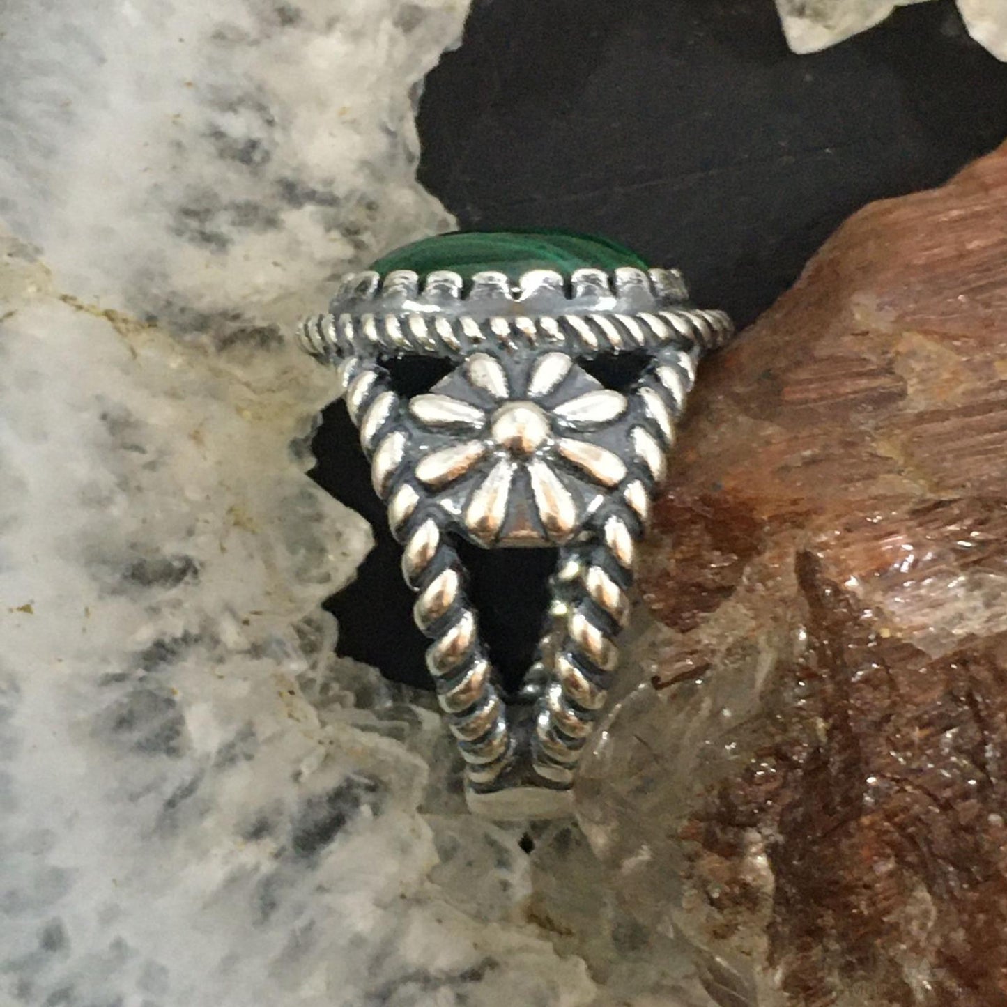Carolyn Pollack Vintage Southwestern Style Sterling Silver Oval Malachite Decorated Ring For Women