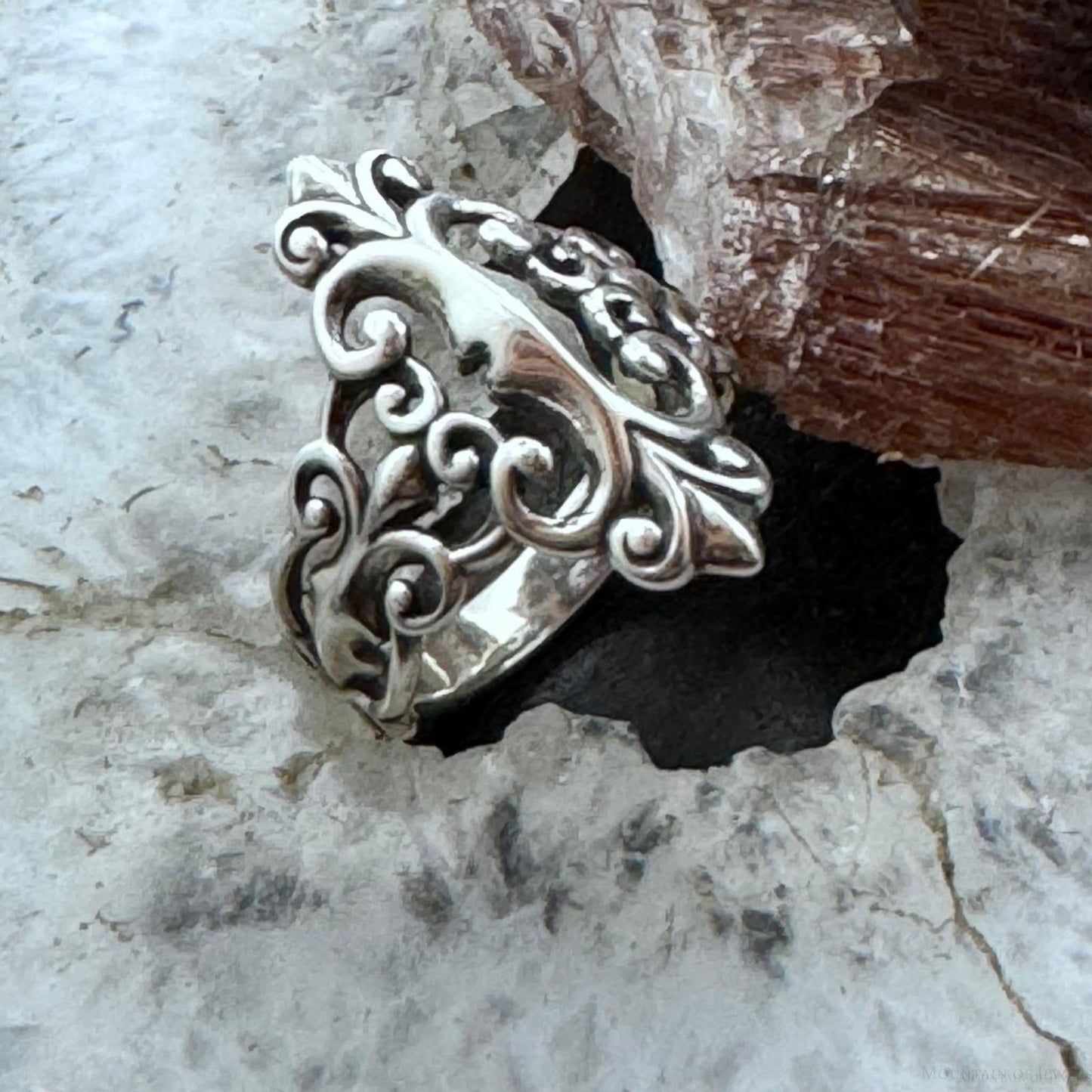Carolyn Pollack Sterling Silver Gothic Style With Fleur-de-lis Ring For Women